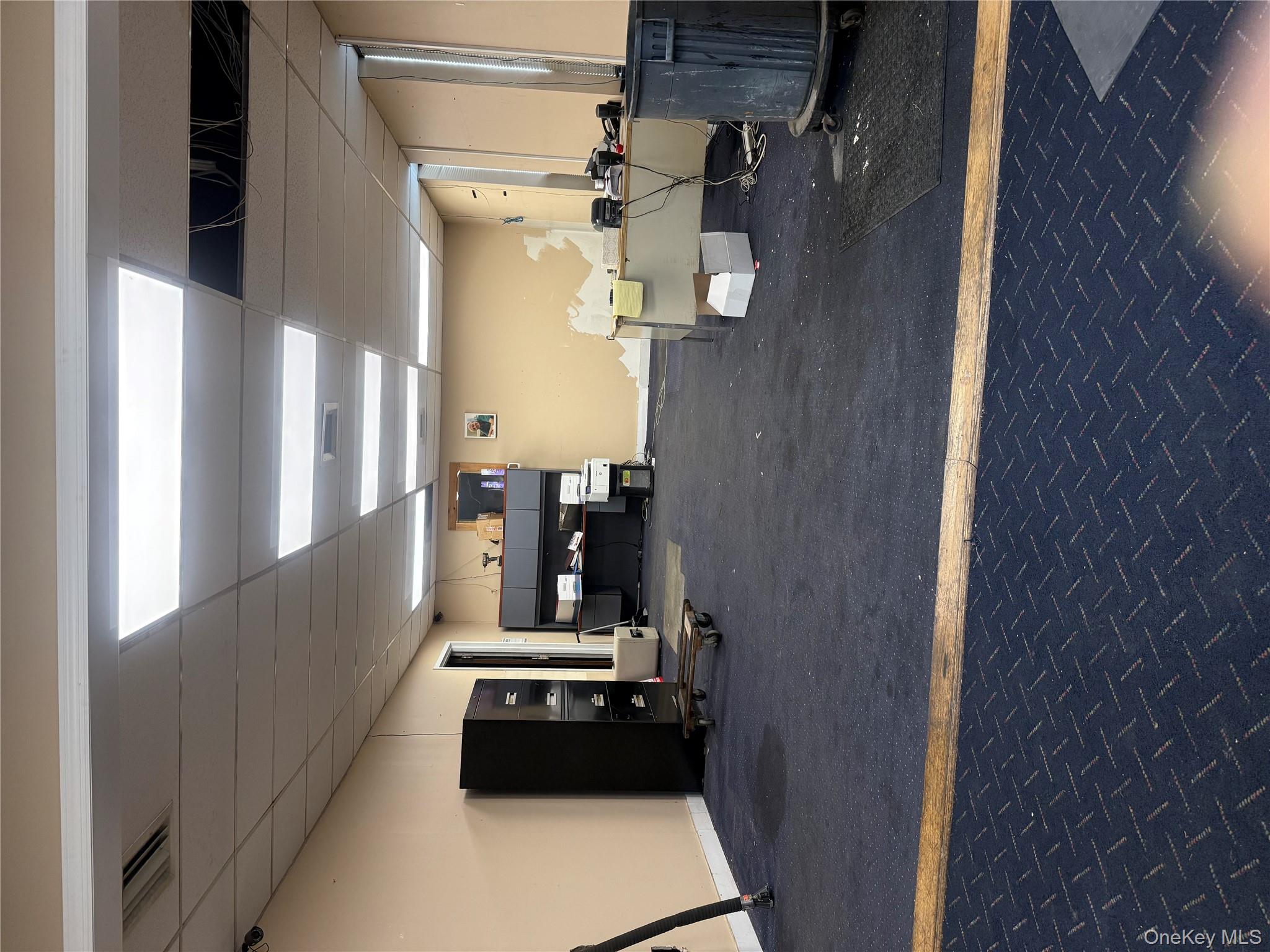 #8 photo, 75 Urban Avenue, ナッソー郡 Westbury , NY 11590