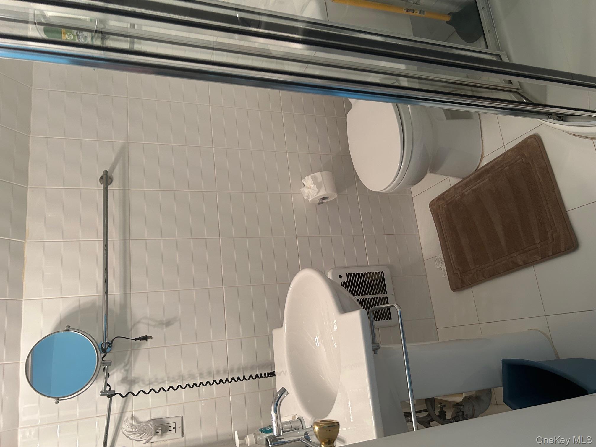 #11 photo, 87-47 256th Street, Floral Park , NY 11001