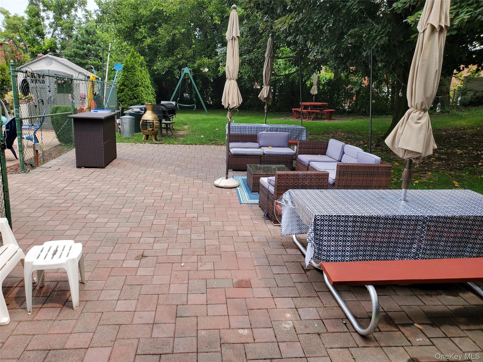 #19 photo, 4727 Little Neck Pkwy Parkway, クイーンズ区 Little Neck , NY 11362