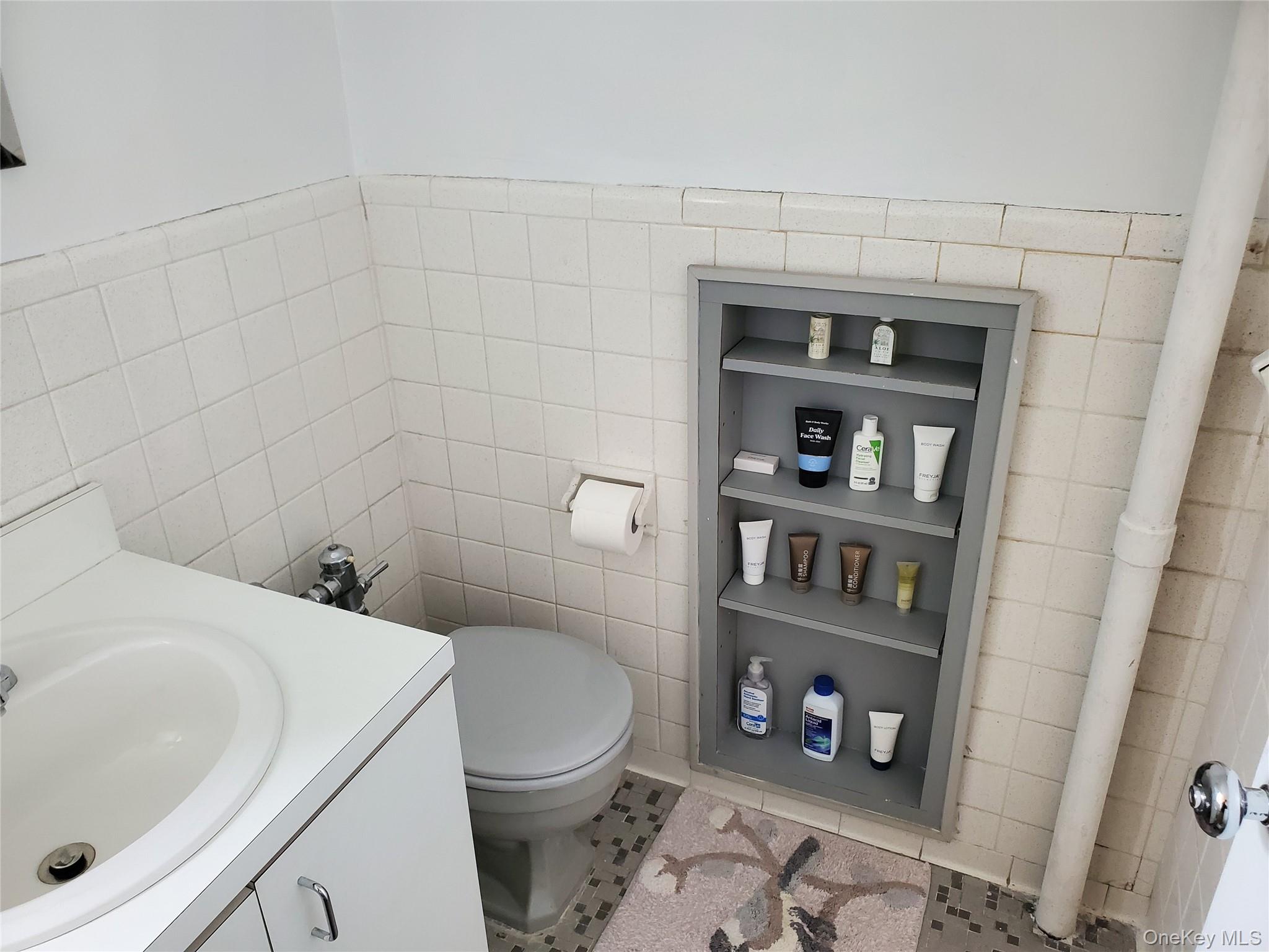 #9 photo, 4727 Little Neck Pkwy Parkway, クイーンズ区 Little Neck , NY 11362