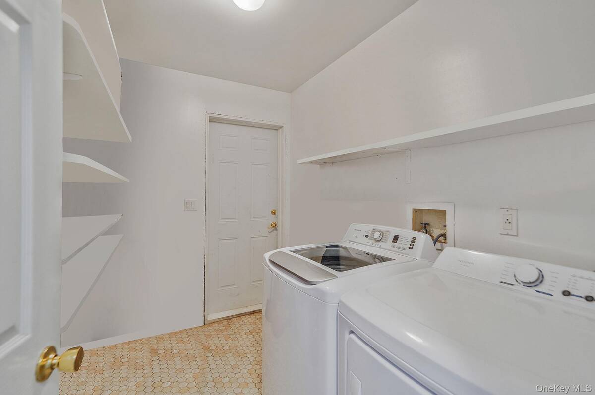 #23 photo, 395 Linnet Street, サフォーク郡 Greenport , NY 11944