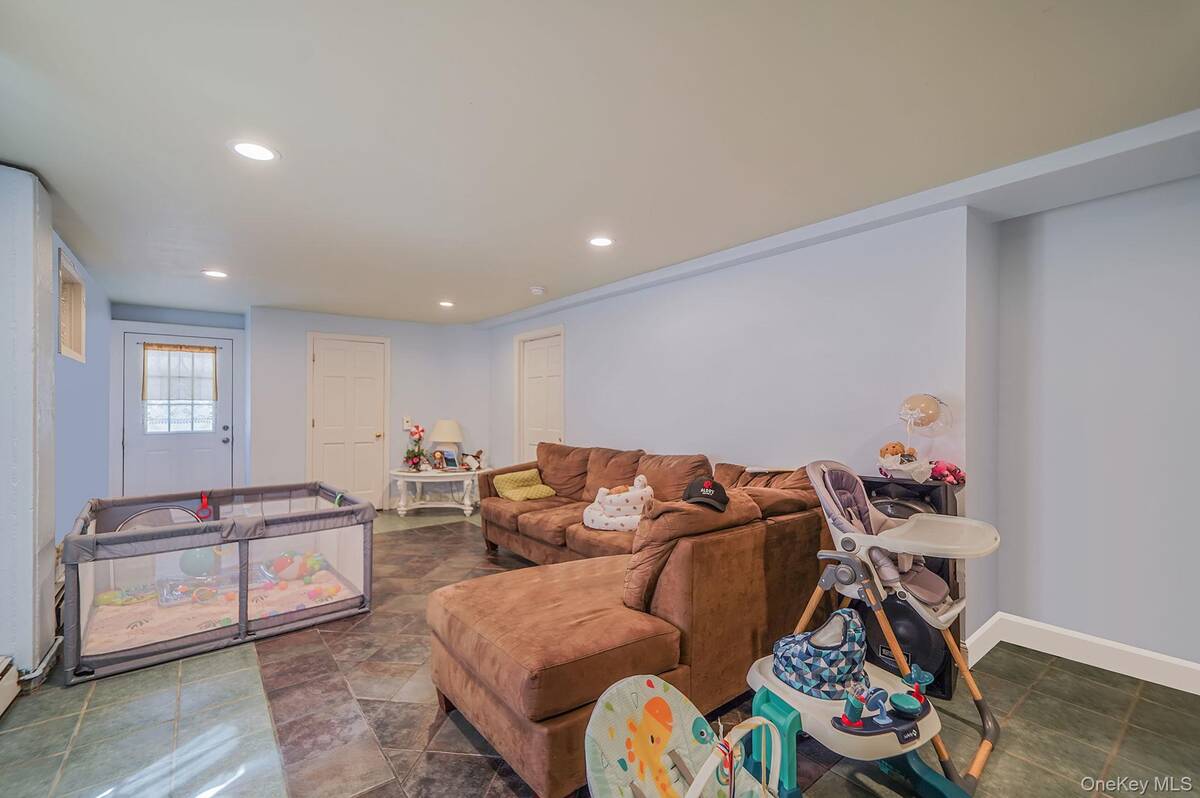 #34 photo, 395 Linnet Street, サフォーク郡 Greenport , NY 11944