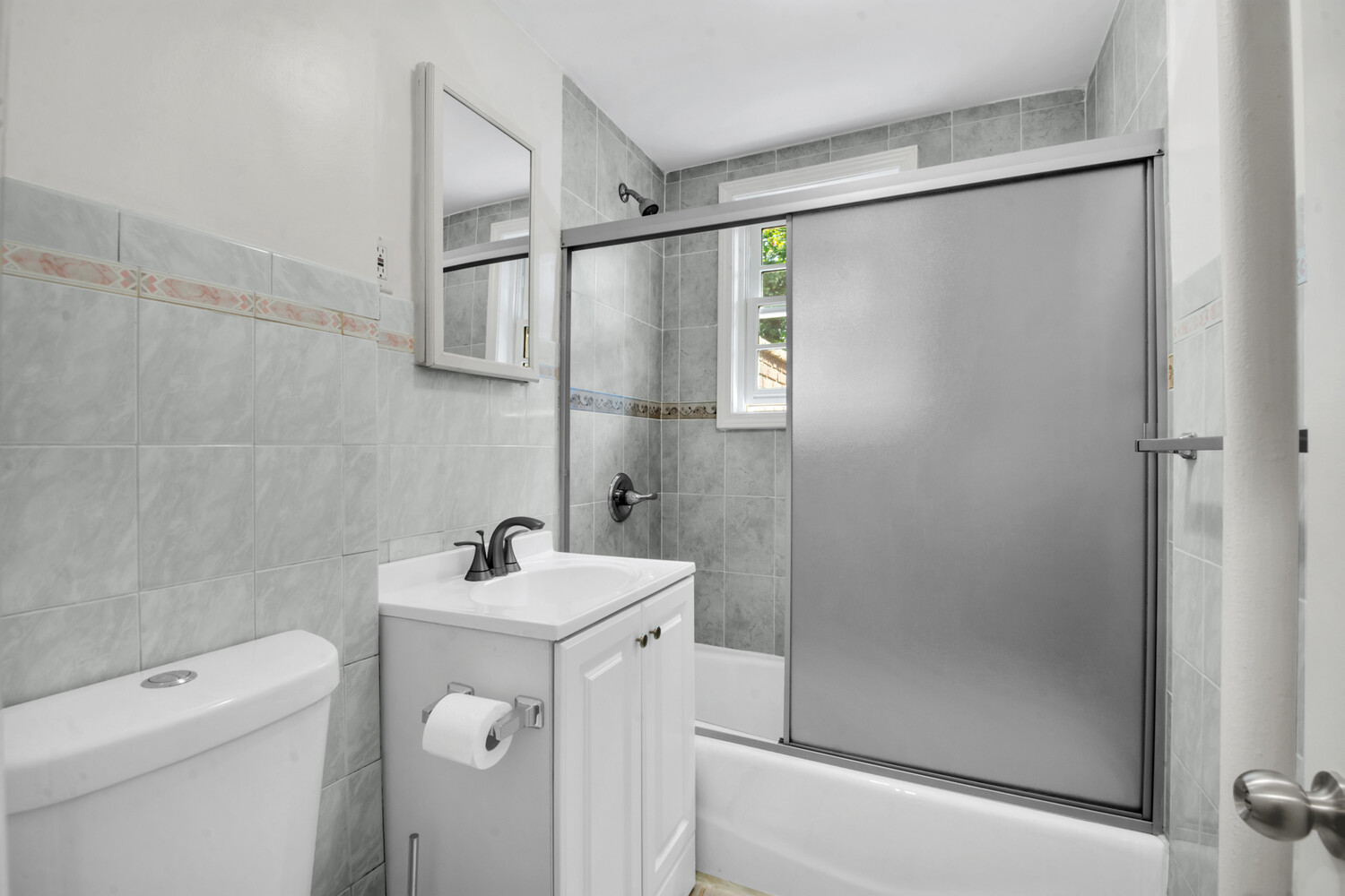 #8 photo, 47-18 SKILLMAN Avenue, クイーンズ区 Sunnyside , NY 11104