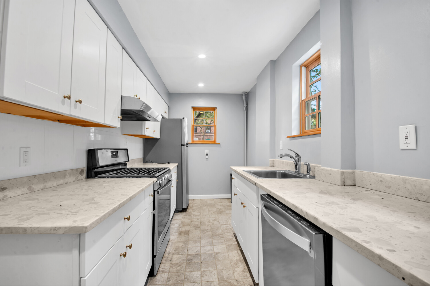 #9 photo, 47-18 SKILLMAN Avenue, クイーンズ区 Sunnyside , NY 11104