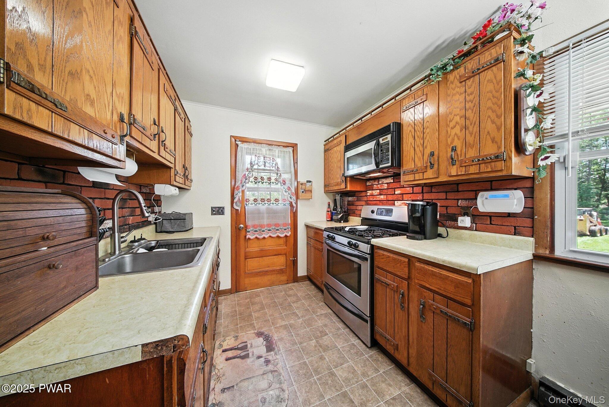 #20 photo, 111 Mountain Springs Road, Milford , PA 18337