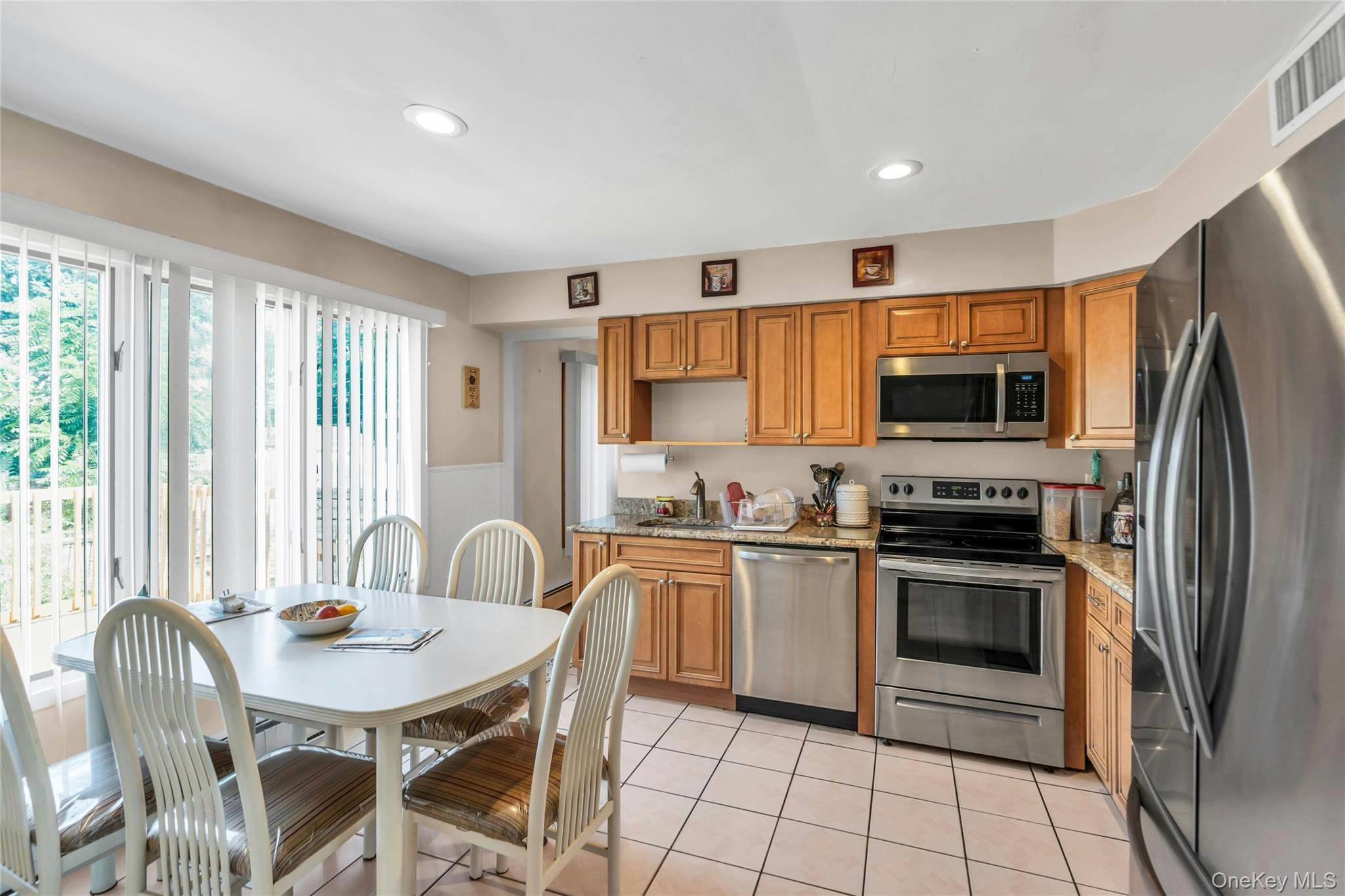 #13 photo, 639 Townline Road, サフォーク郡 Hauppauge , NY 11788