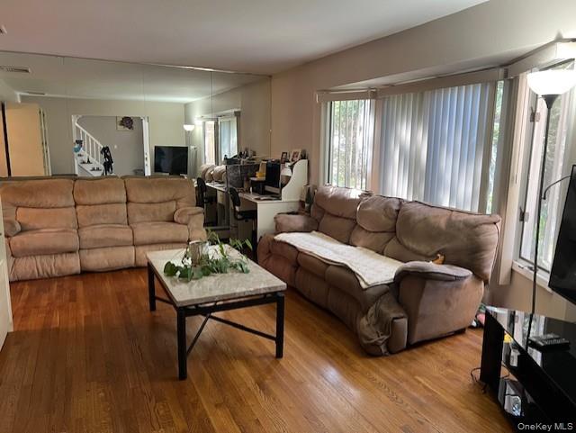 #8 photo, 639 Townline Road, サフォーク郡 Hauppauge , NY 11788