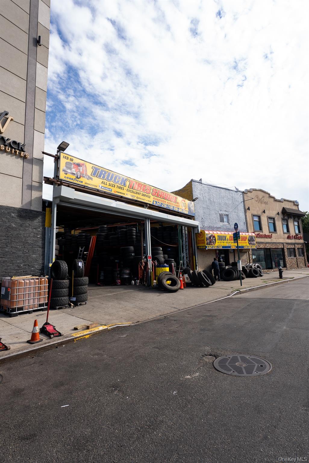 #13 photo, Liberty, Sutphin, Tuckerton, 148th, 105th, クイーンズ区 Jamaica , NY 11433