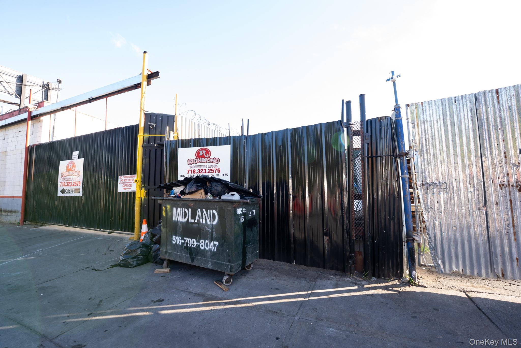 #17 photo, Liberty, Sutphin, Tuckerton, 148th, 105th, クイーンズ区 Jamaica , NY 11433