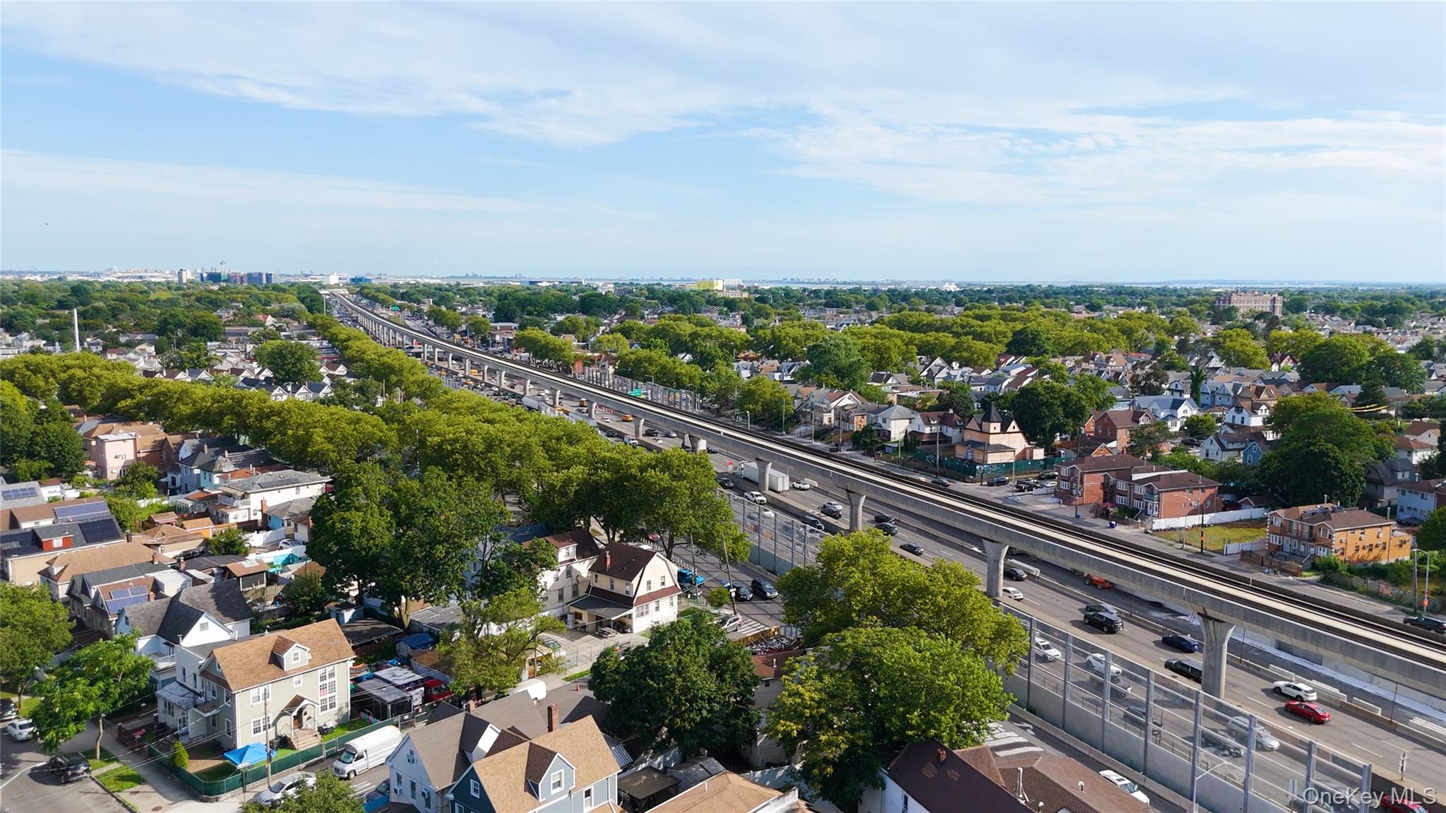 #18 photo, Liberty, Sutphin, Tuckerton, 148th, 105th, クイーンズ区 Jamaica , NY 11433