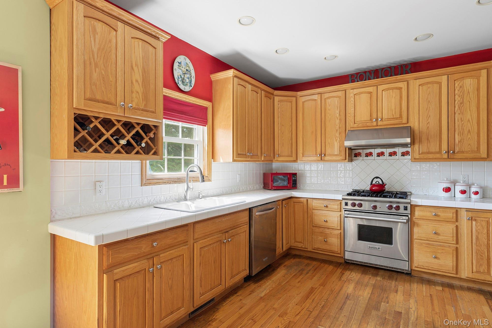 #5 photo, 80 Moriches Avenue, サフォーク郡 East Moriches , NY 11940