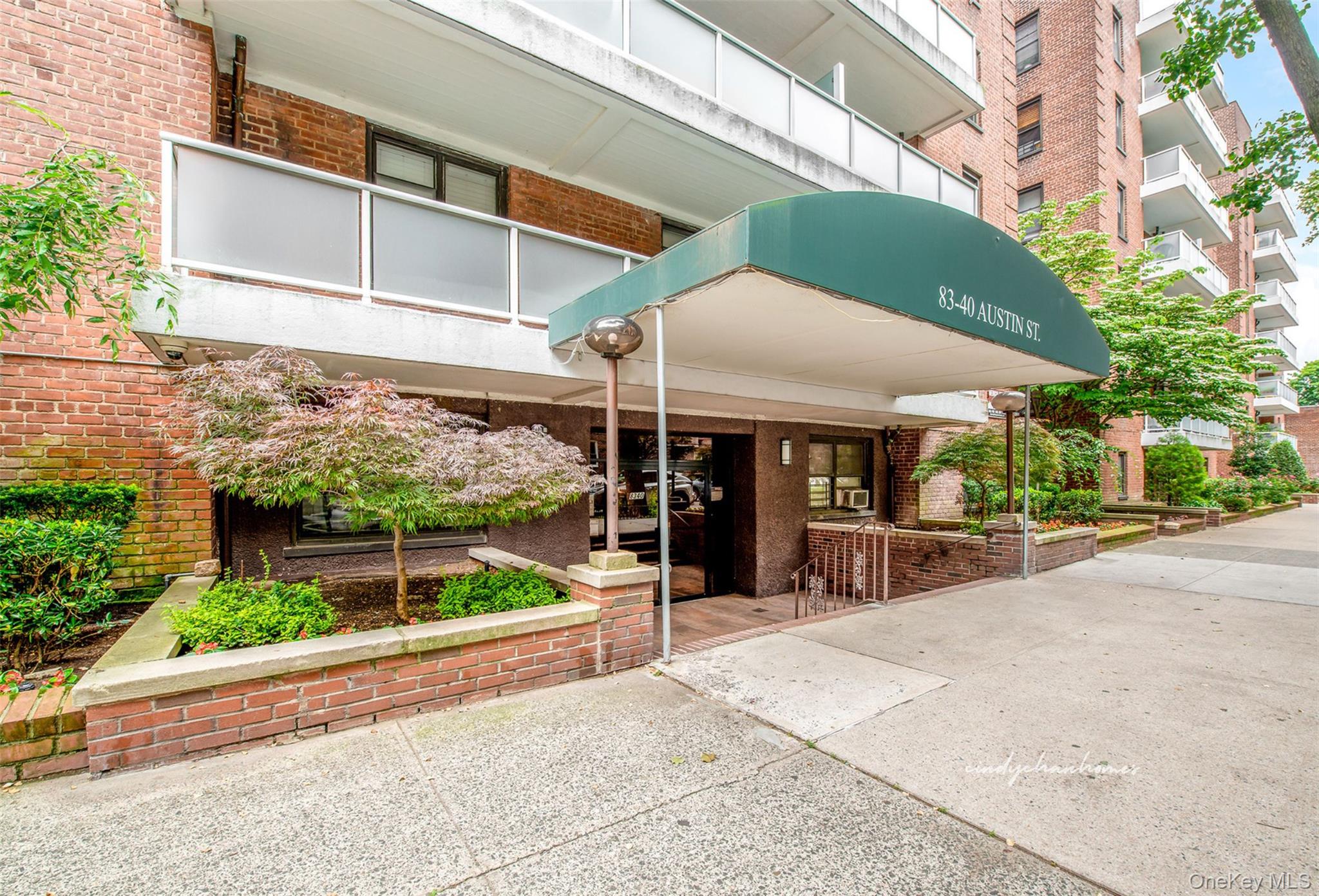 #1 photo, 83-40 Austin Street, क्यू गार्डन्स Kew Gardens , NY 11415