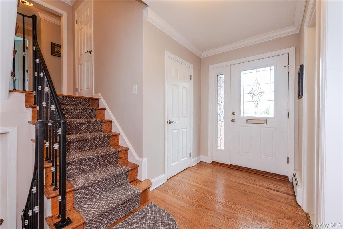 #2 photo, 164 Blackheath Road, Lido Beach , NY 11561