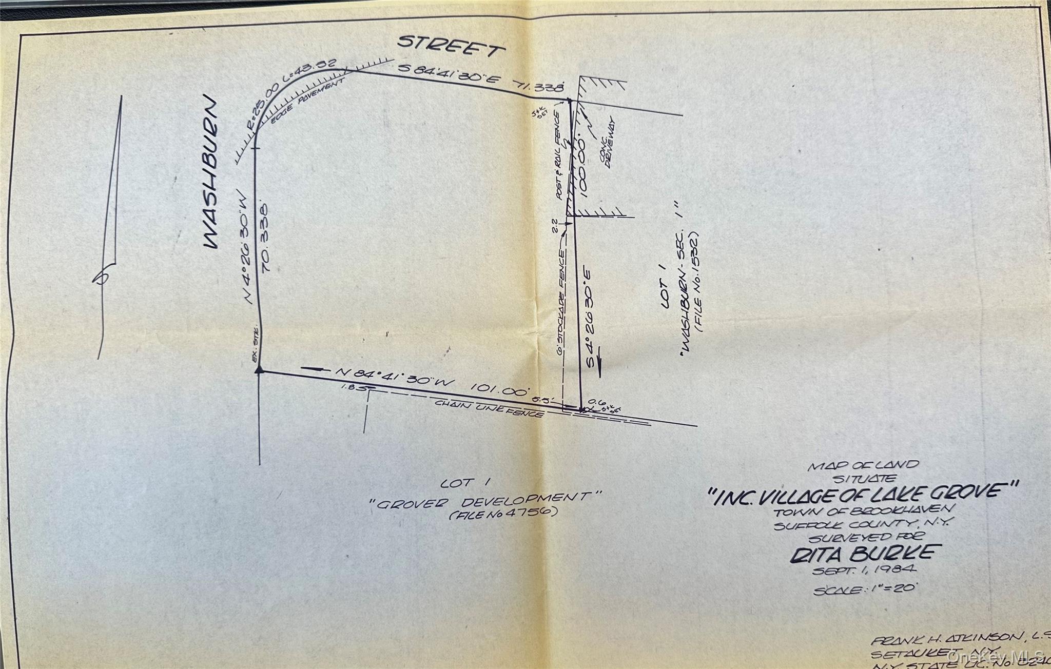 #1 photo, N/A Washburn Street, 東長島 Lake Grove , NY 11755