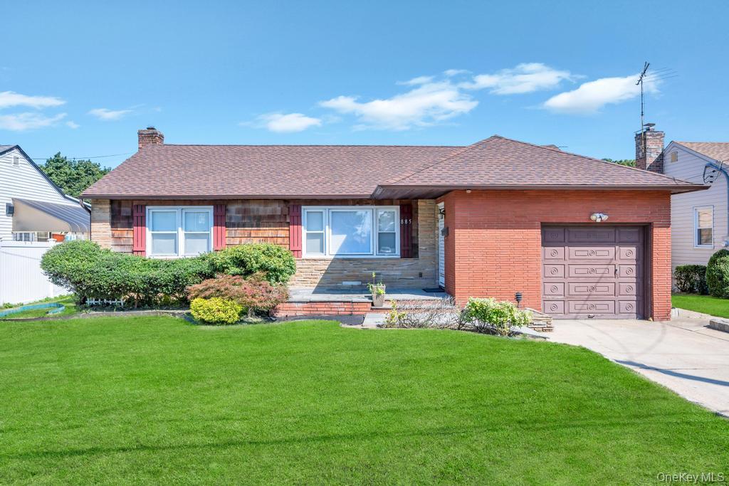 #8 photo, 885 Downing Road, Valley Stream , NY 11580