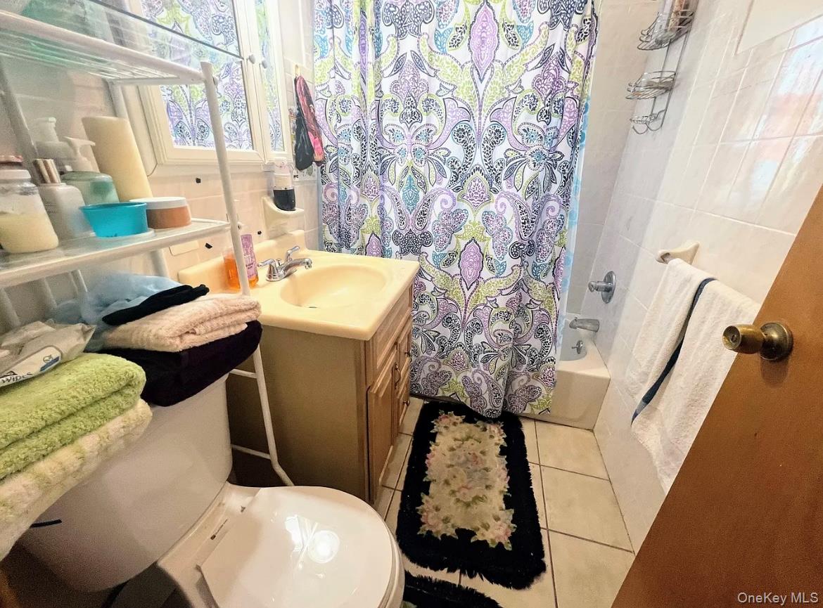 #8 photo, 19027 109th Road, クイーンズ区 Saint Albans , NY 11412