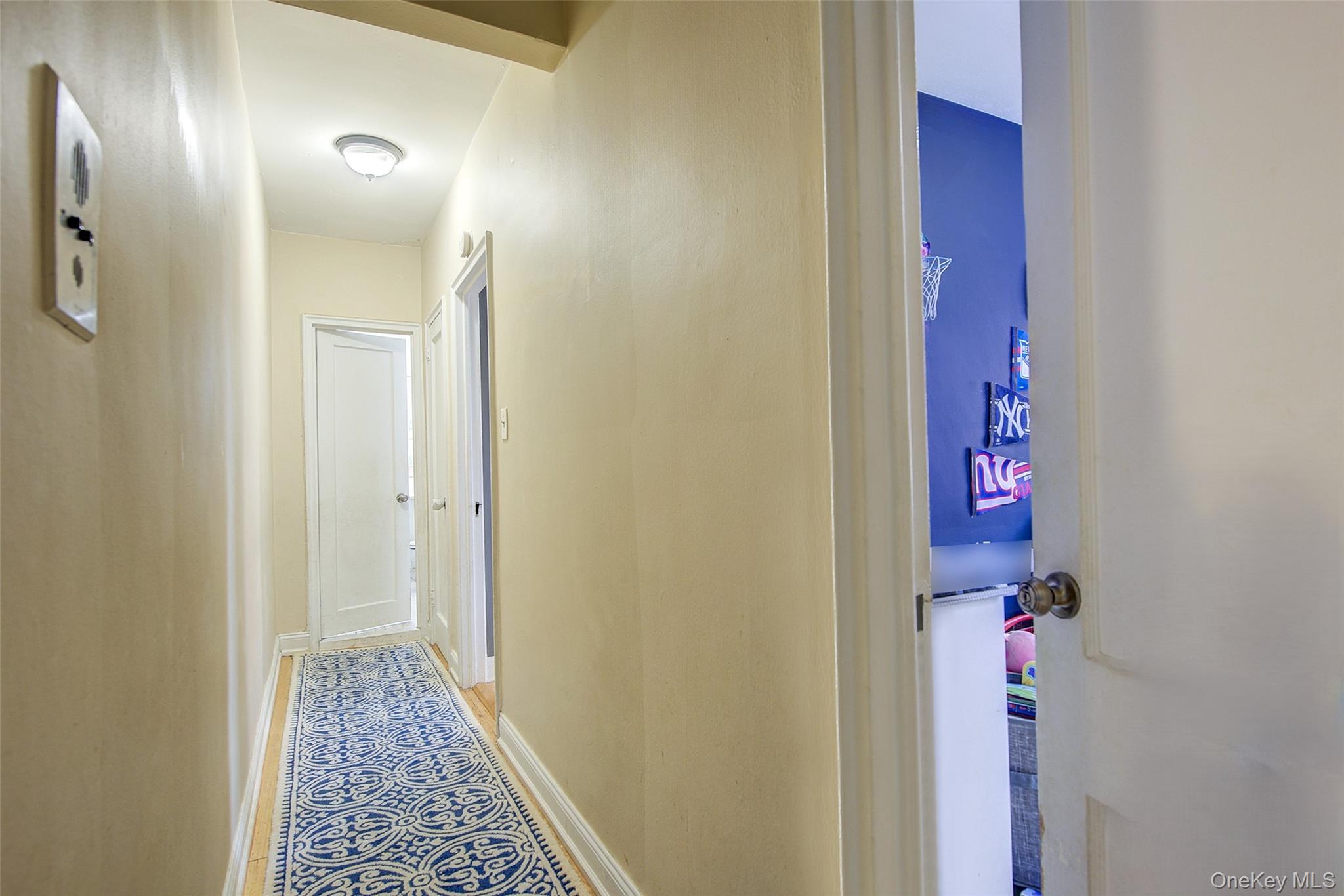 #17 photo, 77-14 113th Street, クイーンズ区 Forest Hills , NY 11375