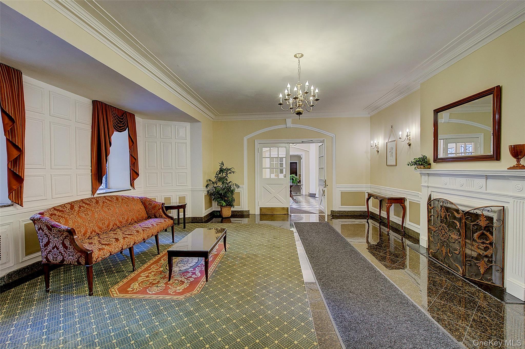 #5 photo, 77-14 113th Street, クイーンズ区 Forest Hills , NY 11375