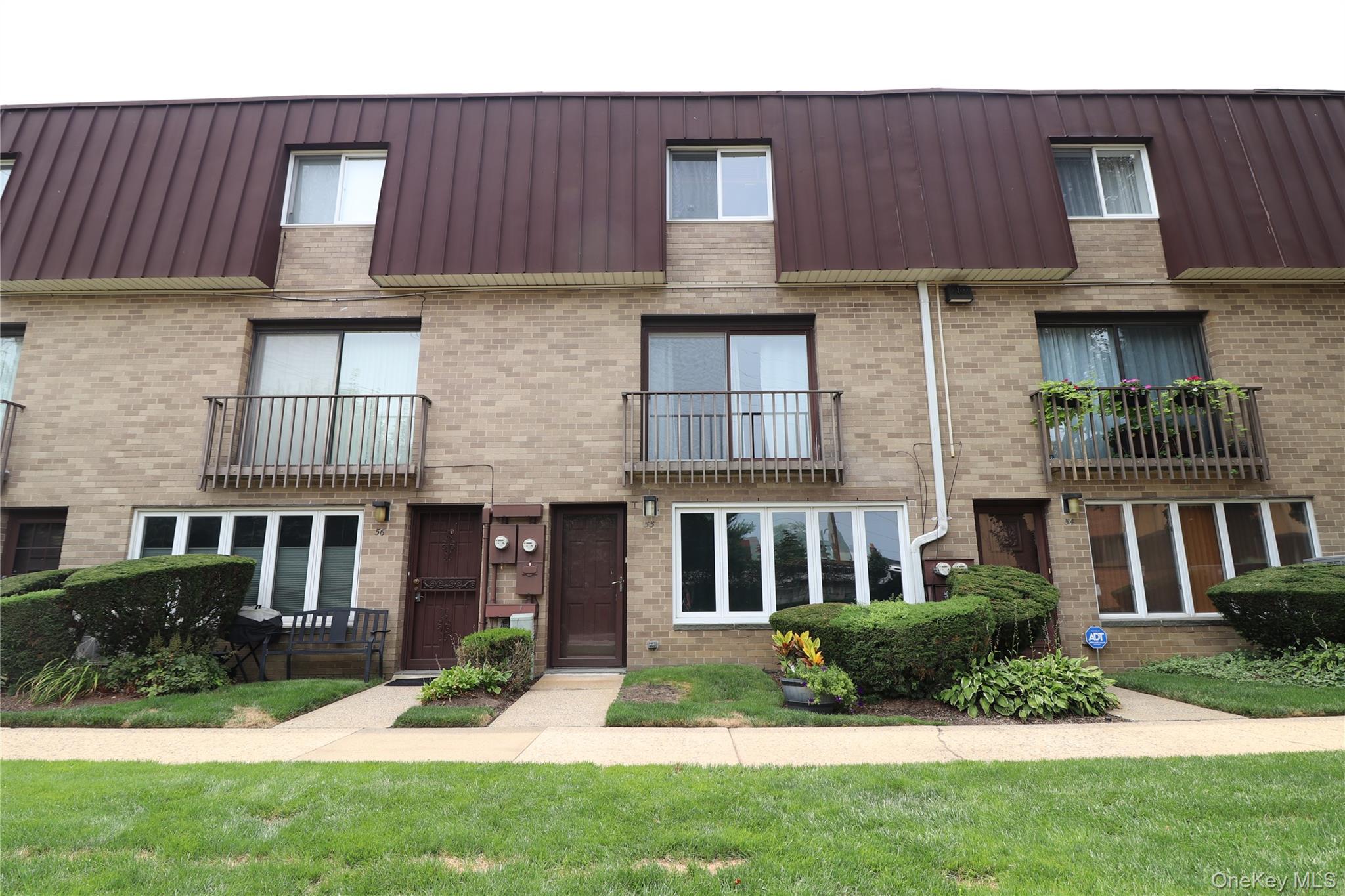 #13 photo, 200 Hilton Avenue, Hempstead , NY 11550