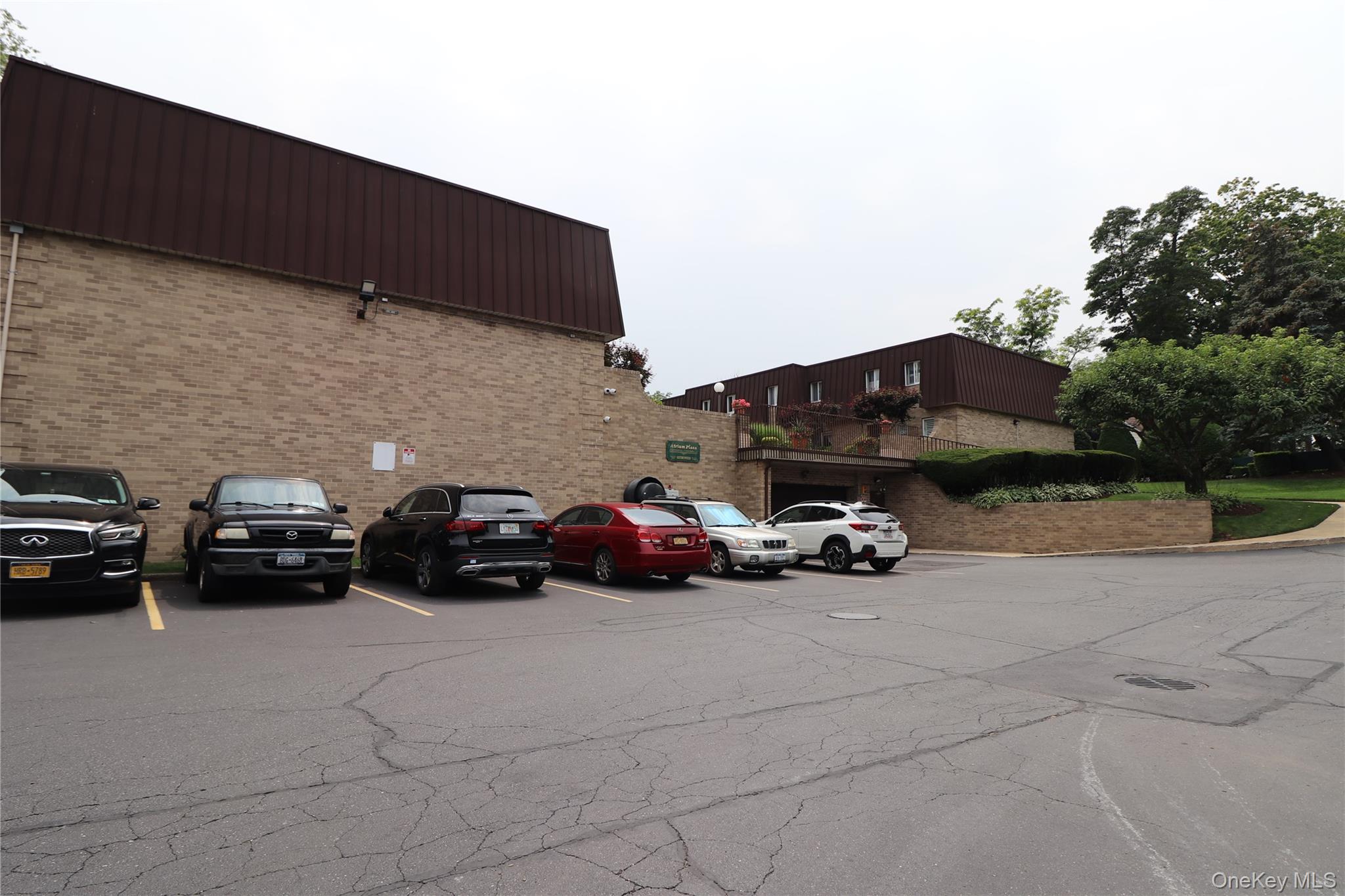 #15 photo, 200 Hilton Avenue, Hempstead , NY 11550