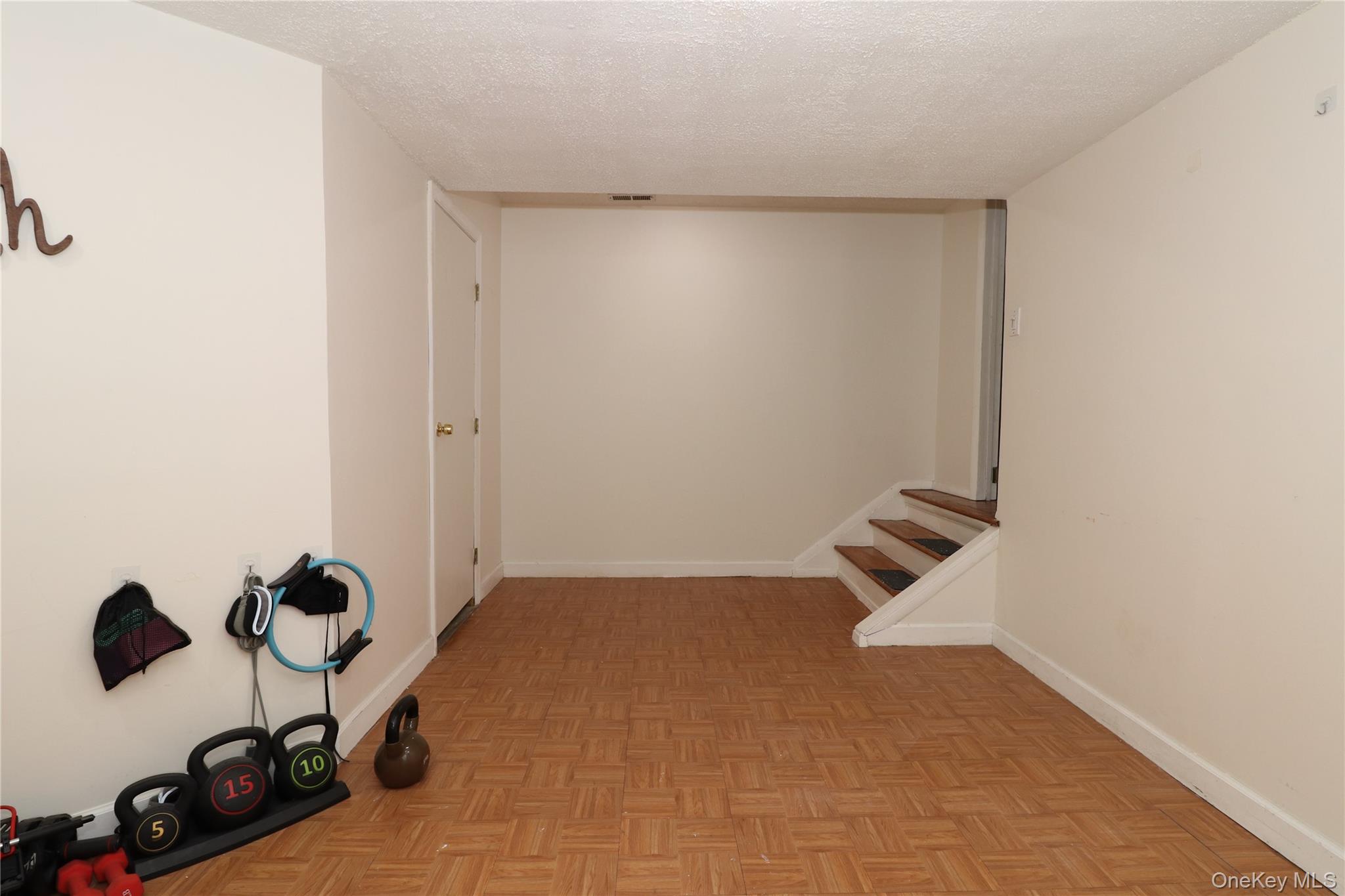 #7 photo, 200 Hilton Avenue, Hempstead , NY 11550