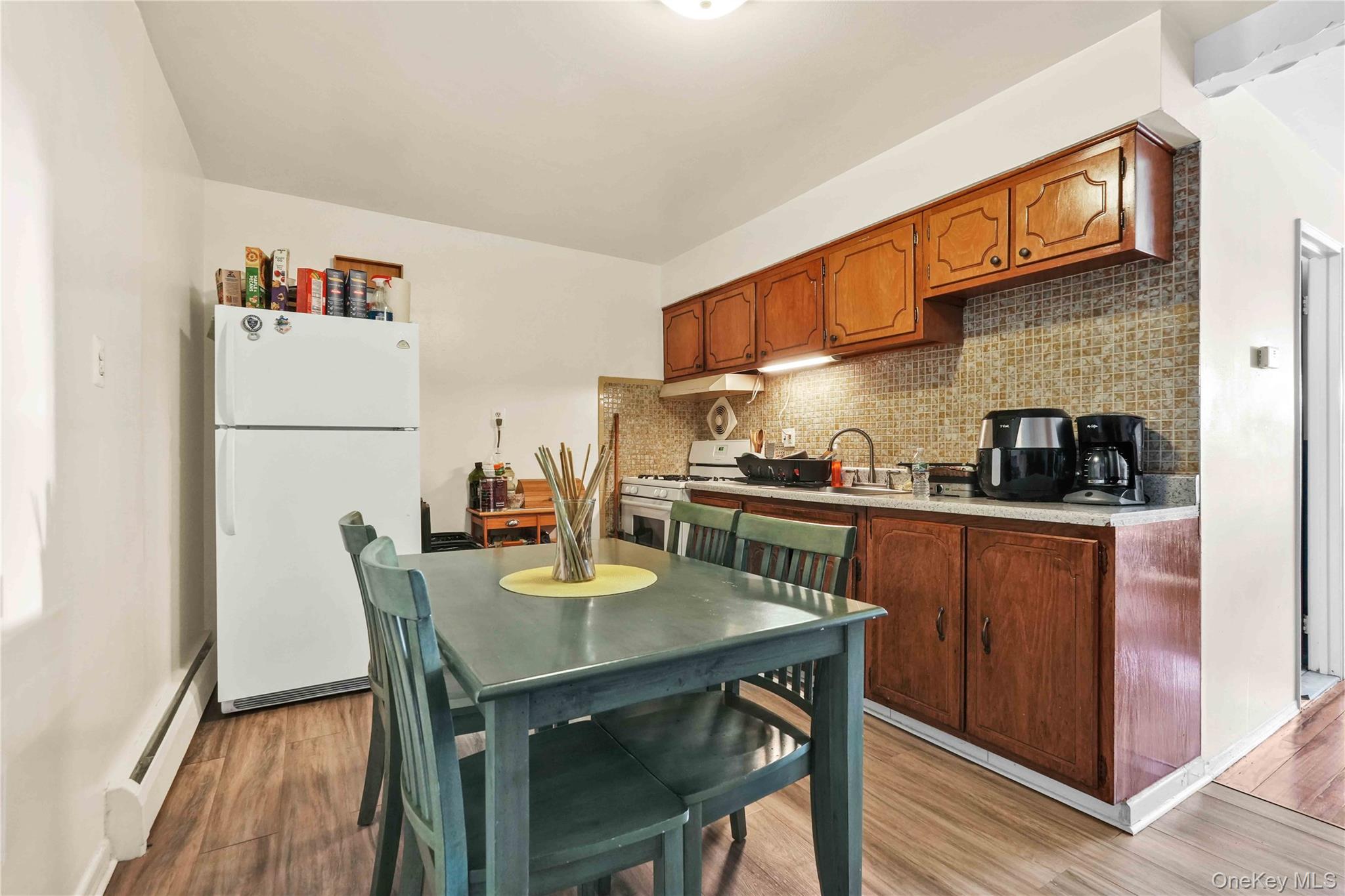 #8 photo, 3145 37th Street, Astoria , NY 11103