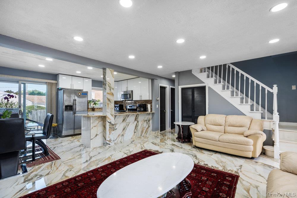 #11 photo, 1212 Herzel Boulevard, West Babylon , NY 11704