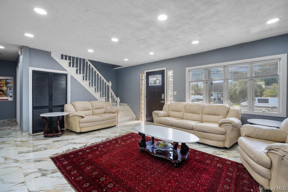 #18 photo, 1212 Herzel Boulevard, West Babylon , NY 11704