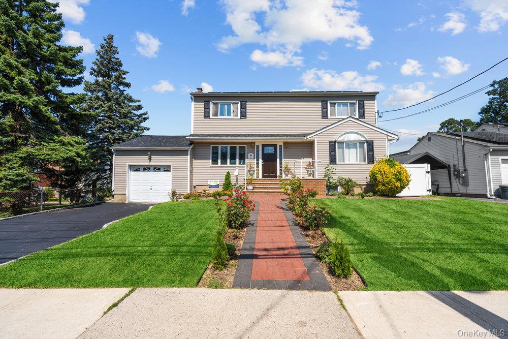 #3 photo, 1212 Herzel Boulevard, West Babylon , NY 11704