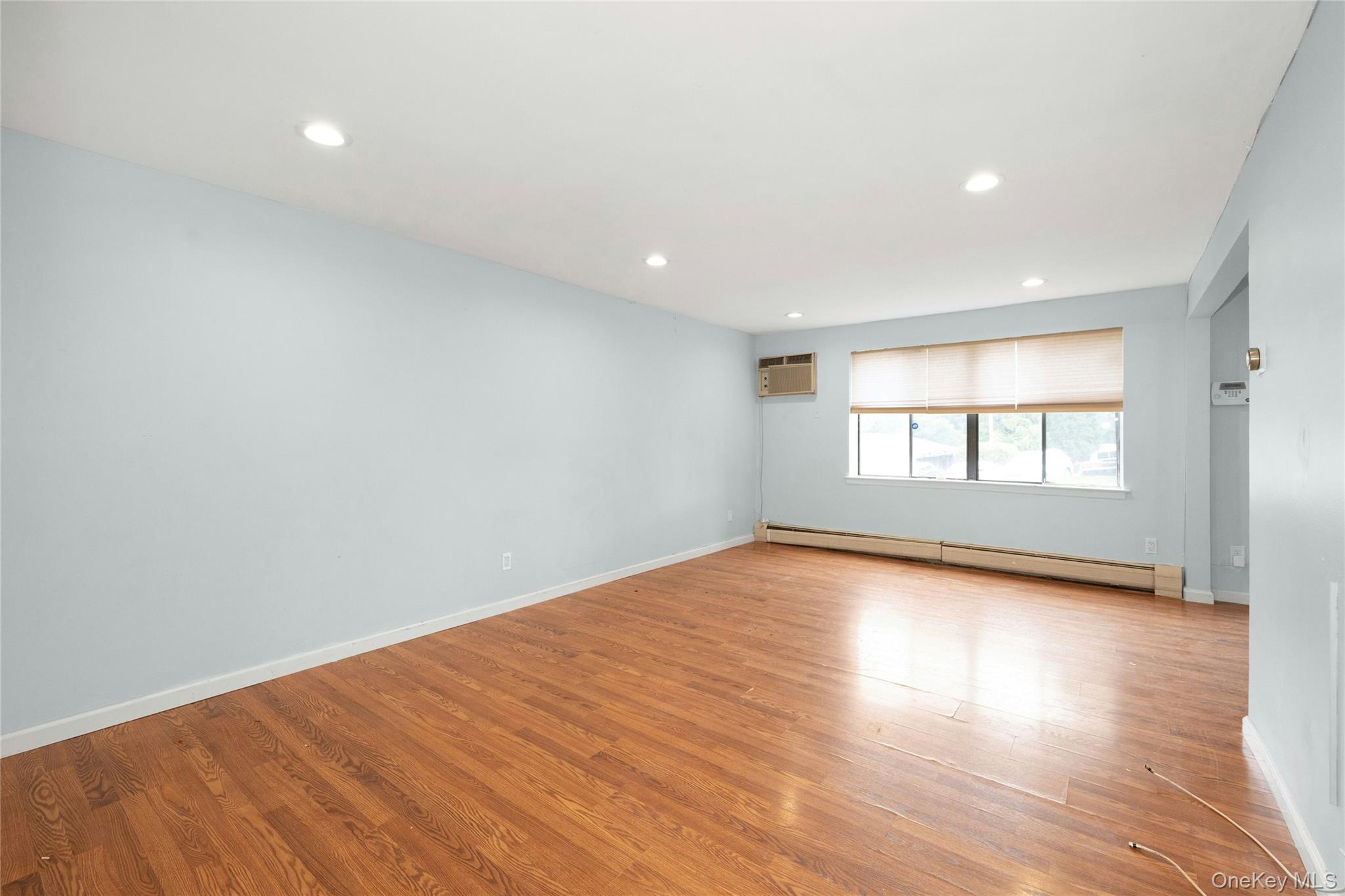 #10 photo, 252 Country Club Lane, Pomona , NY 10970