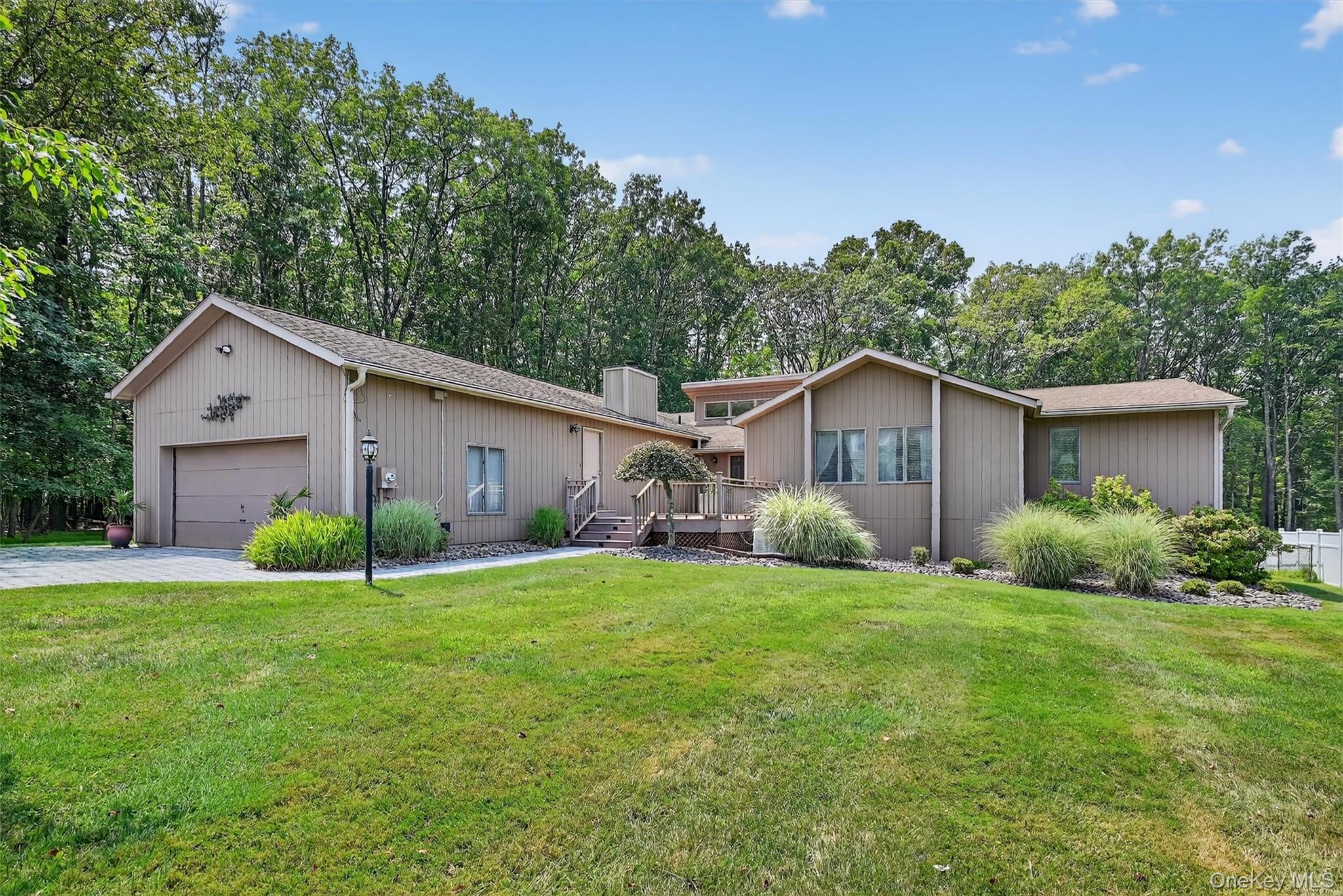 #1 photo, 31 Highland View Place, Middletown , NY 10940