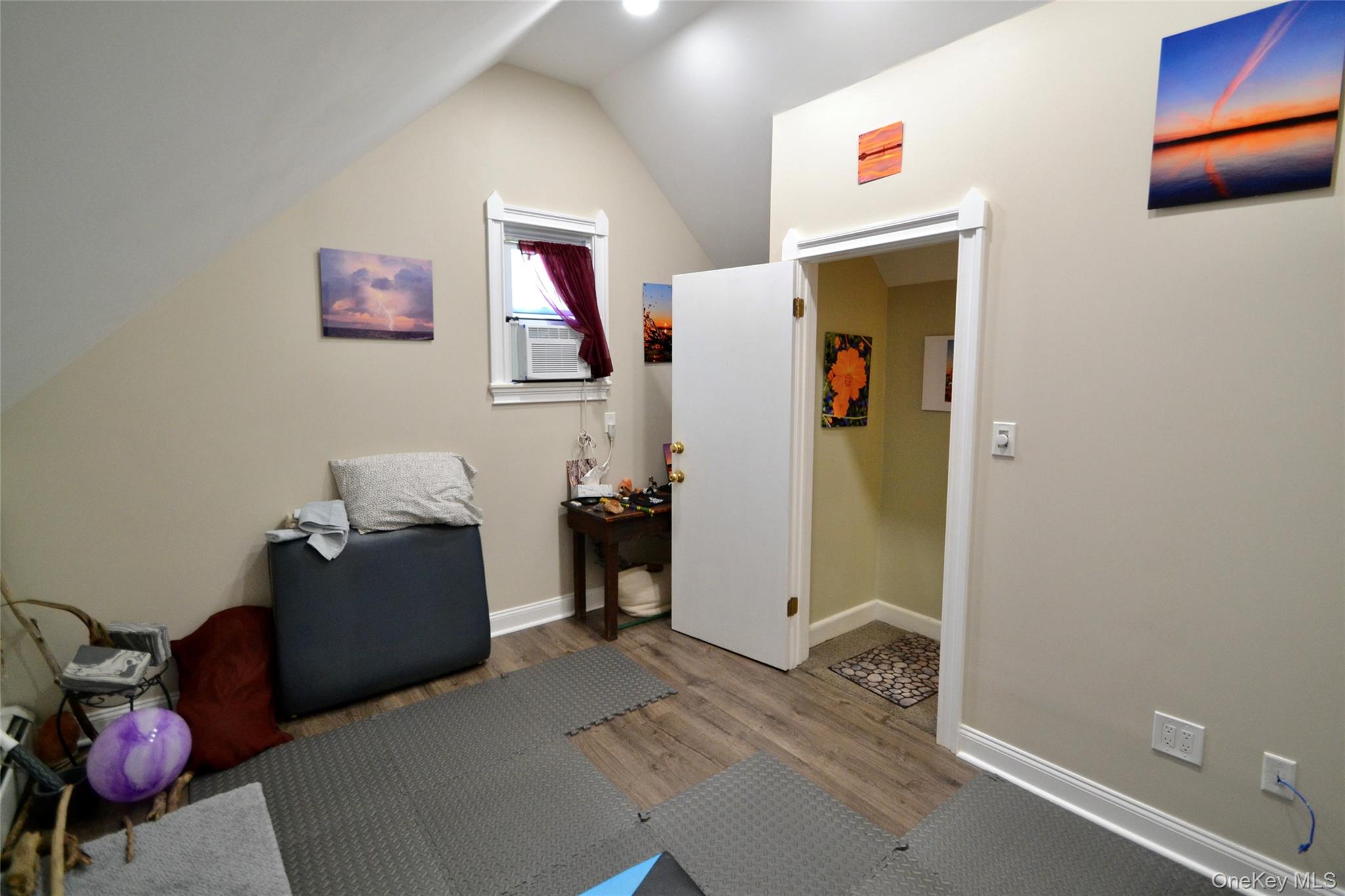 #16 photo, 282 S Broadway, Nyack , NY 10960