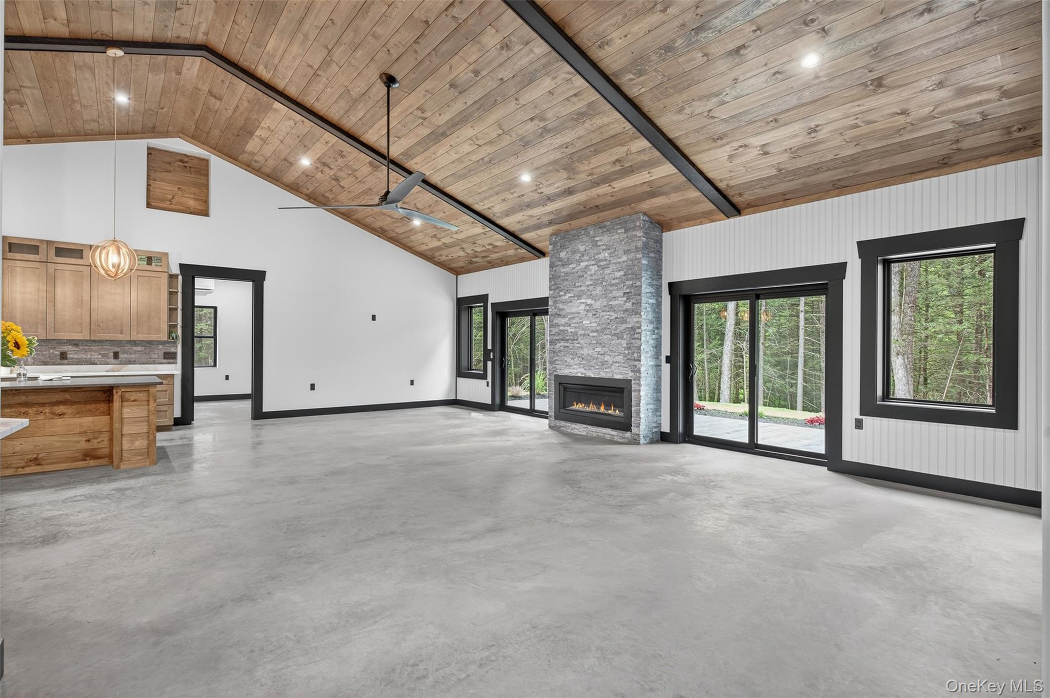 #10 photo, 805 County Road 2, Accord , NY 12404