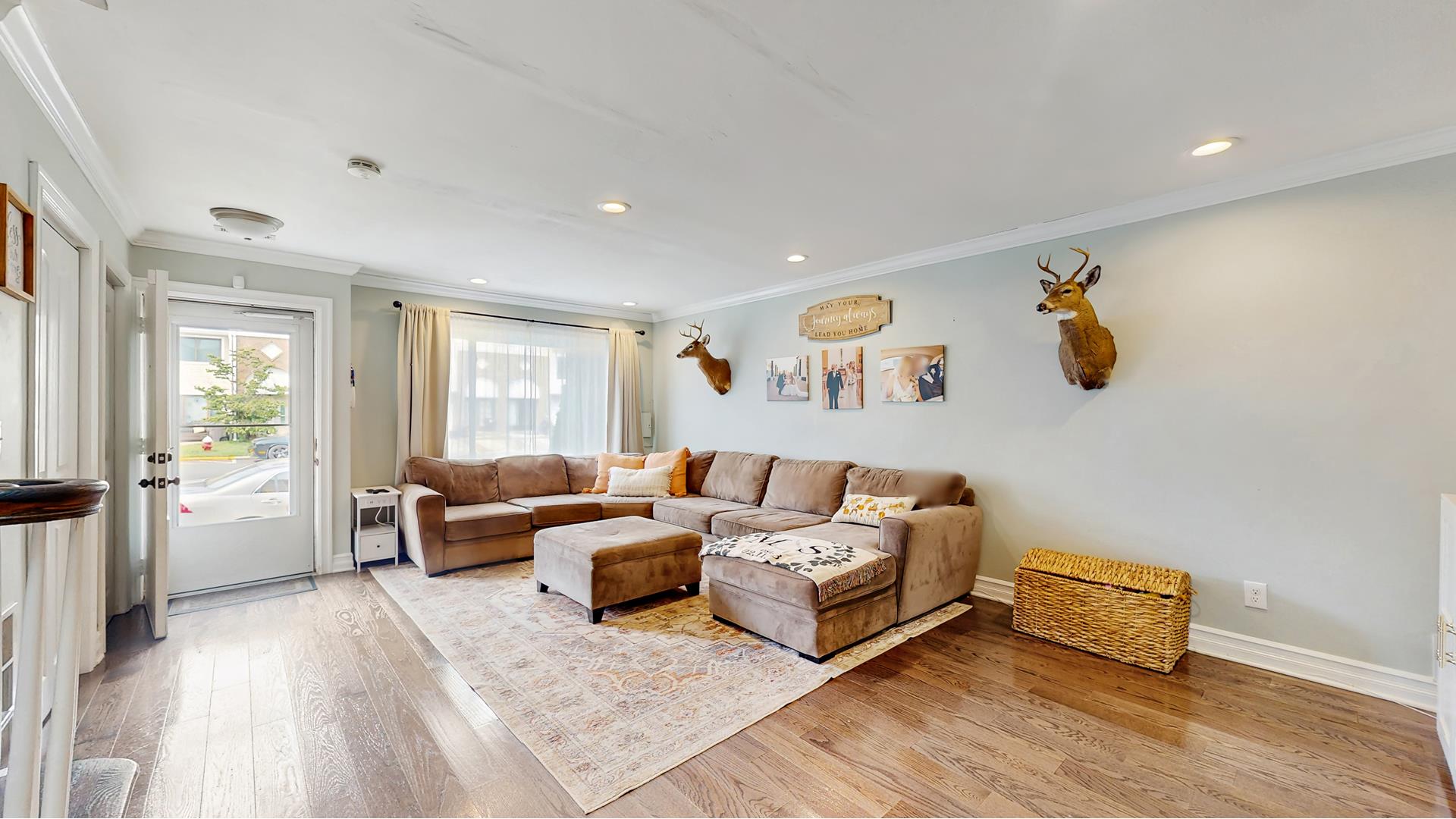 #6 photo, 45 REDWOOD Loop, New York City , NY 10309