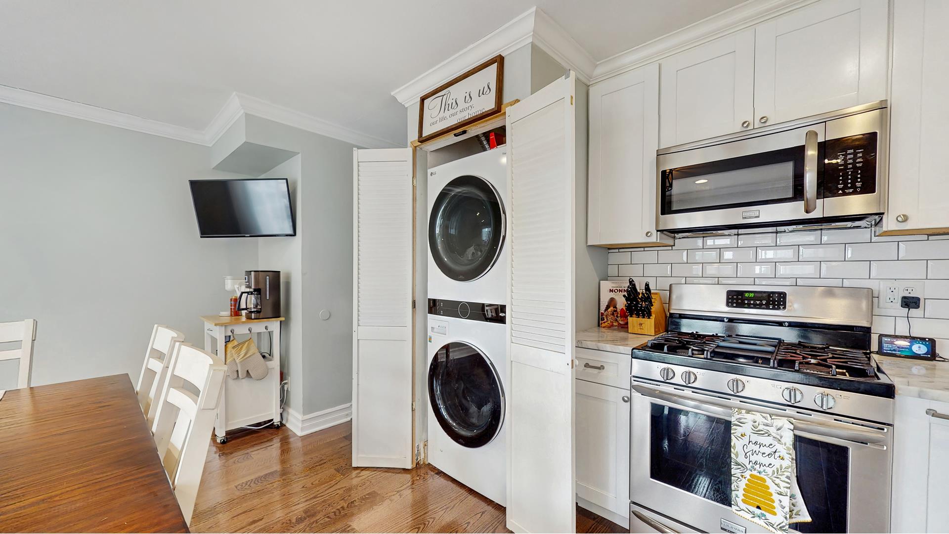 #9 photo, 45 REDWOOD Loop, New York City , NY 10309