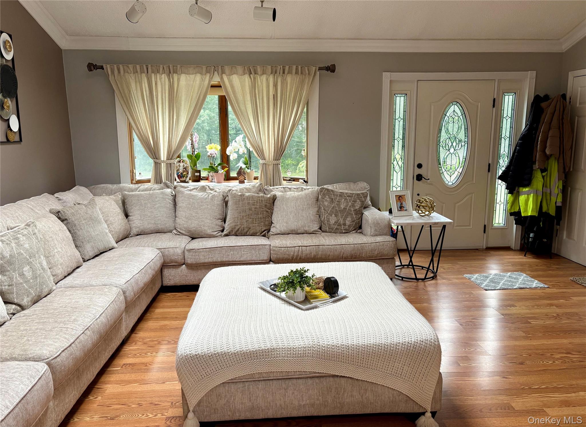 #6 photo, 10 Joanna Place, Port Jefferson Station , NY 11776