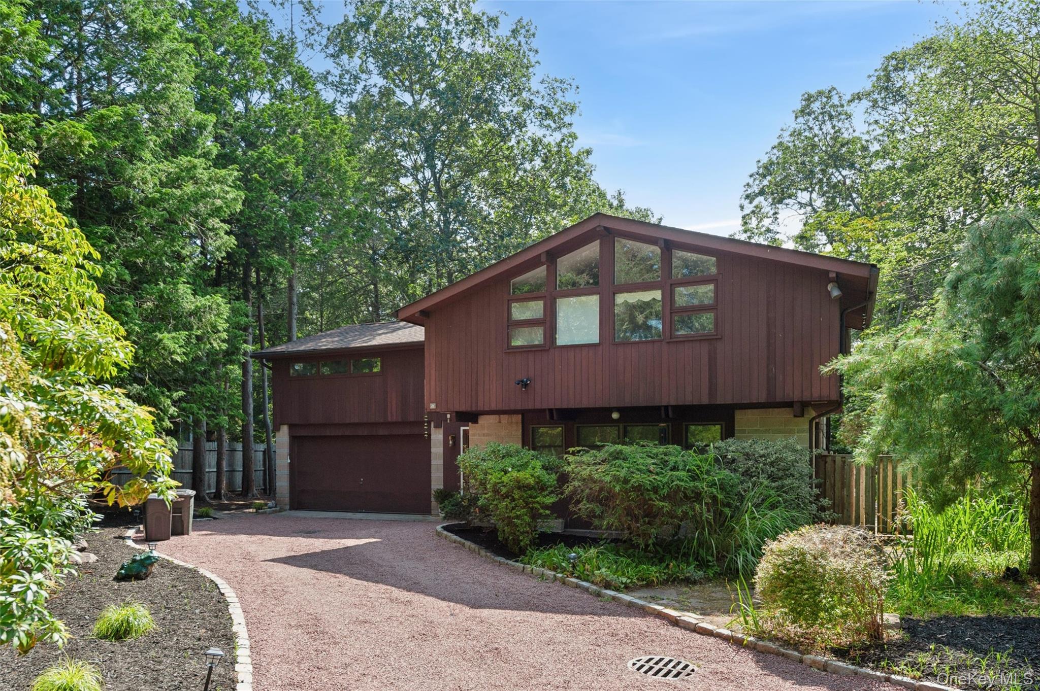 #1 photo, 21 Hewitt Boulevard, Center Moriches , NY 11934