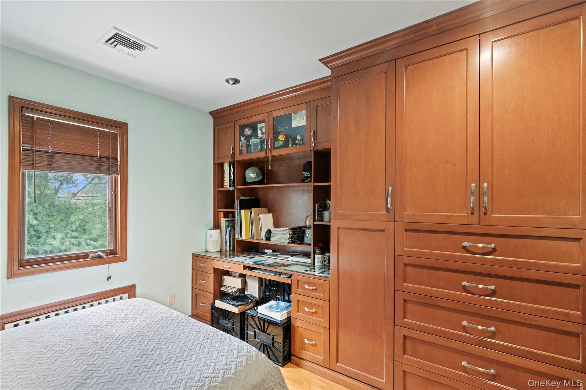 #20 photo, 33 Shelter Hill Road, ナッソー郡 Plainview , NY 11803