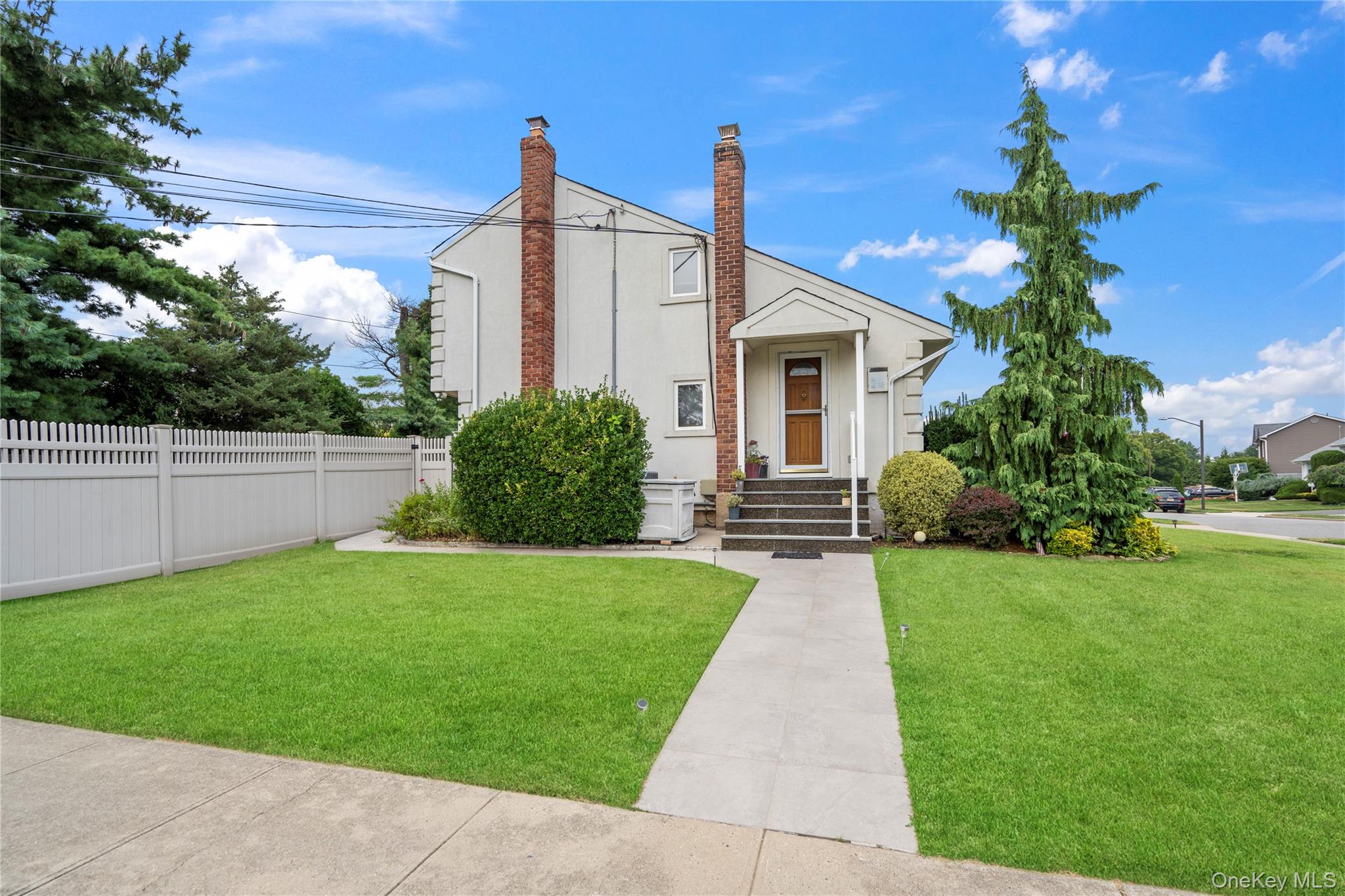 #3 photo, 33 Shelter Hill Road, ナッソー郡 Plainview , NY 11803