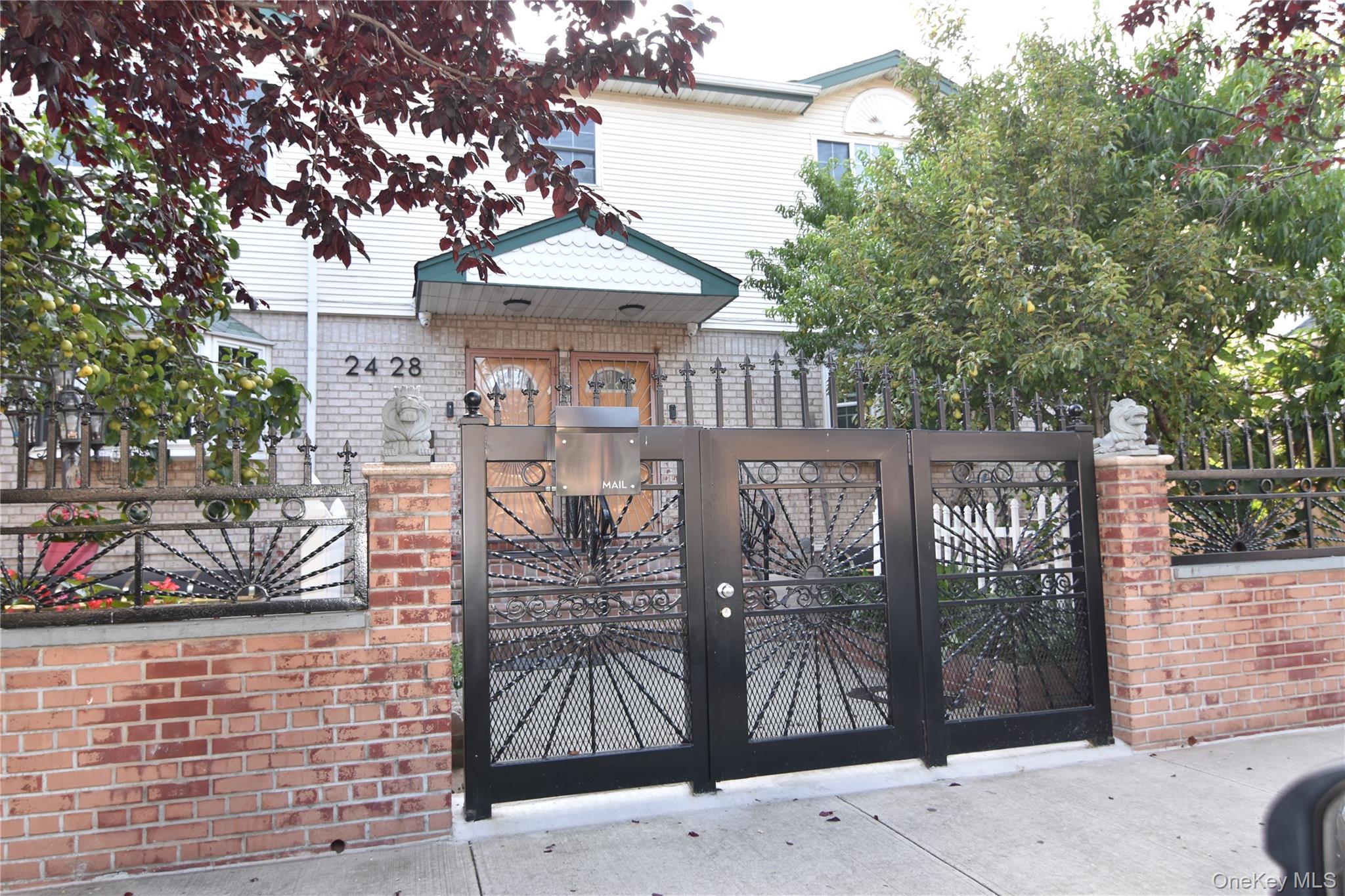 #1 photo, 24-28 95th Street, 皇后区 艾姆赫斯特 East Elmhurst , NY 11369