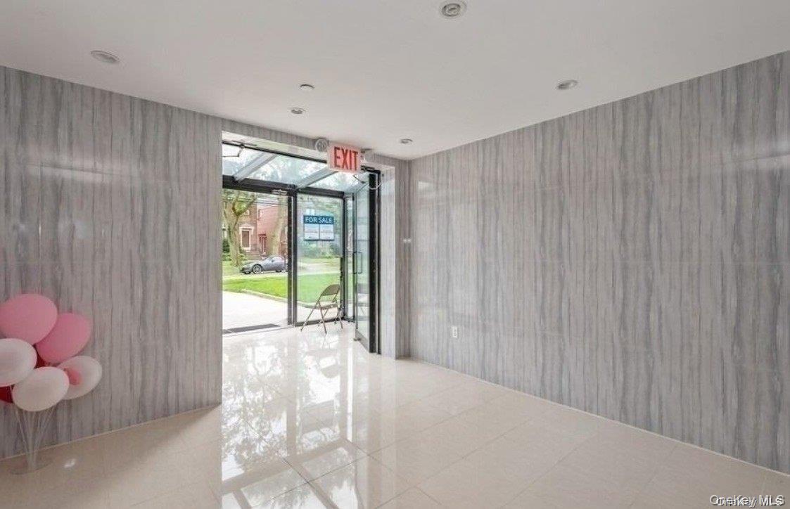 #4 photo, 214-11 35th Avenue, クイーンズ区 Bayside , NY 11361