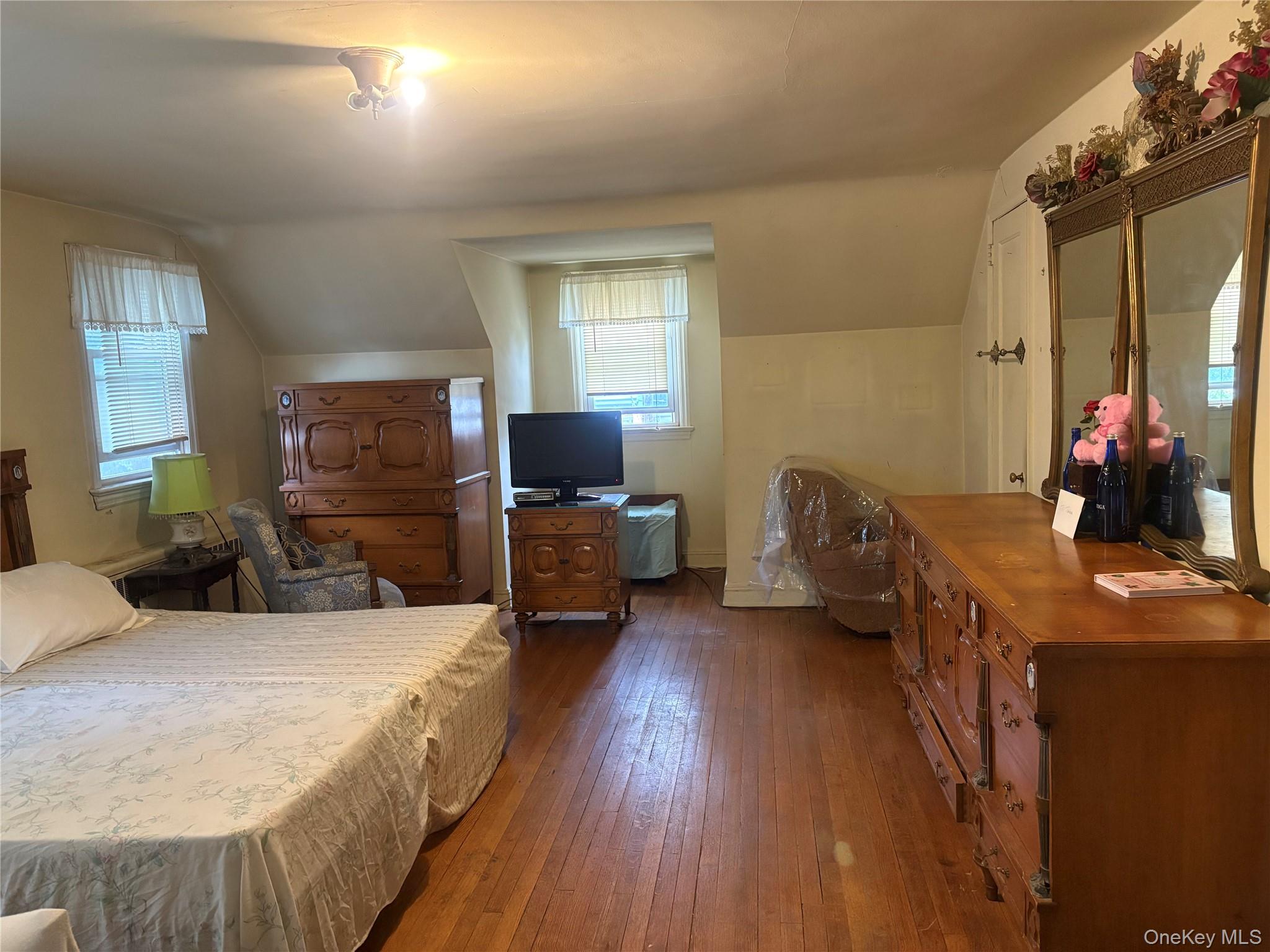 #15 photo, 35 W Raymond Avenue, Roosevelt , NY 11575