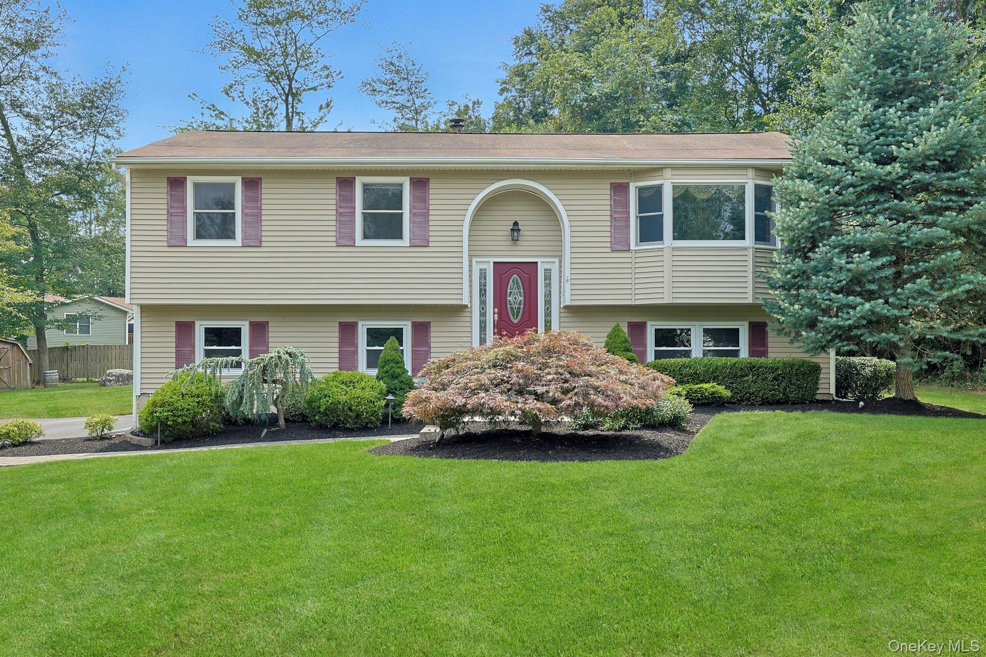 #1 photo, 6 Wisconsin Court, Congers , NY 10920