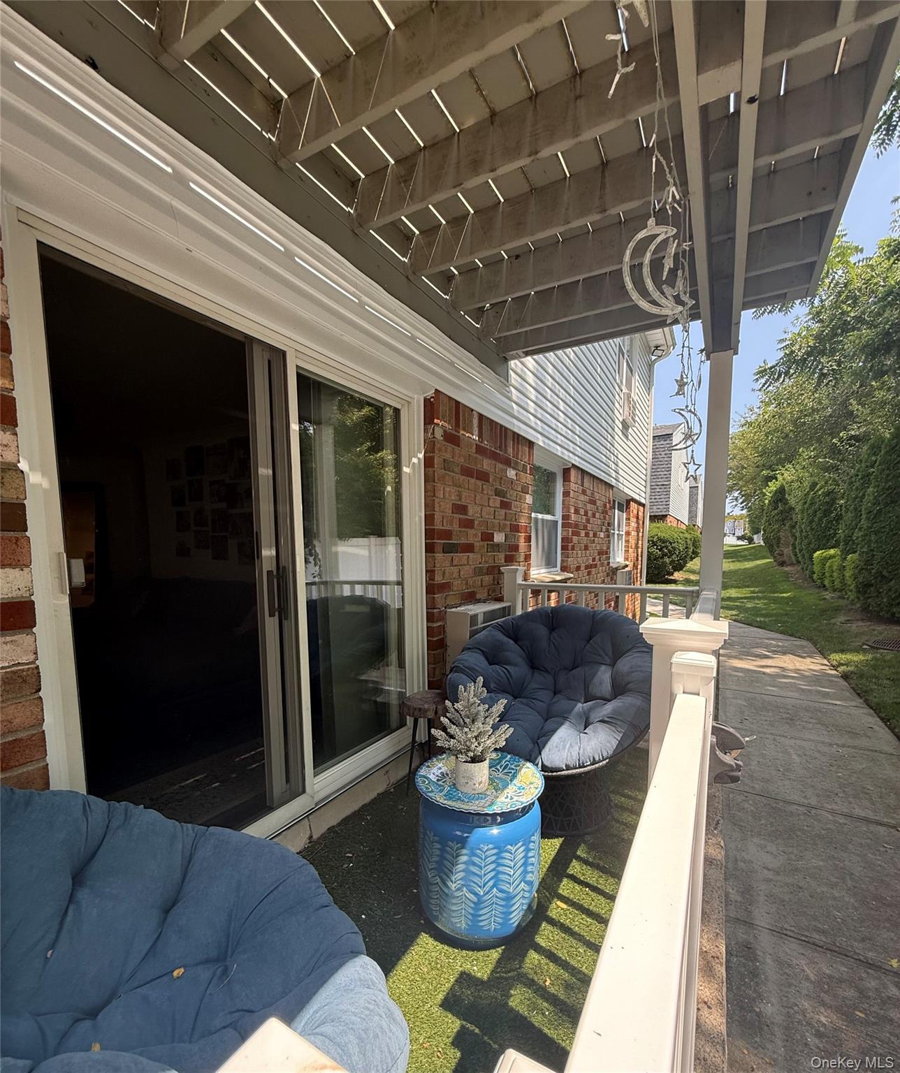 #17 photo, 260 Waverly Avenue, Patchogue , NY 11772