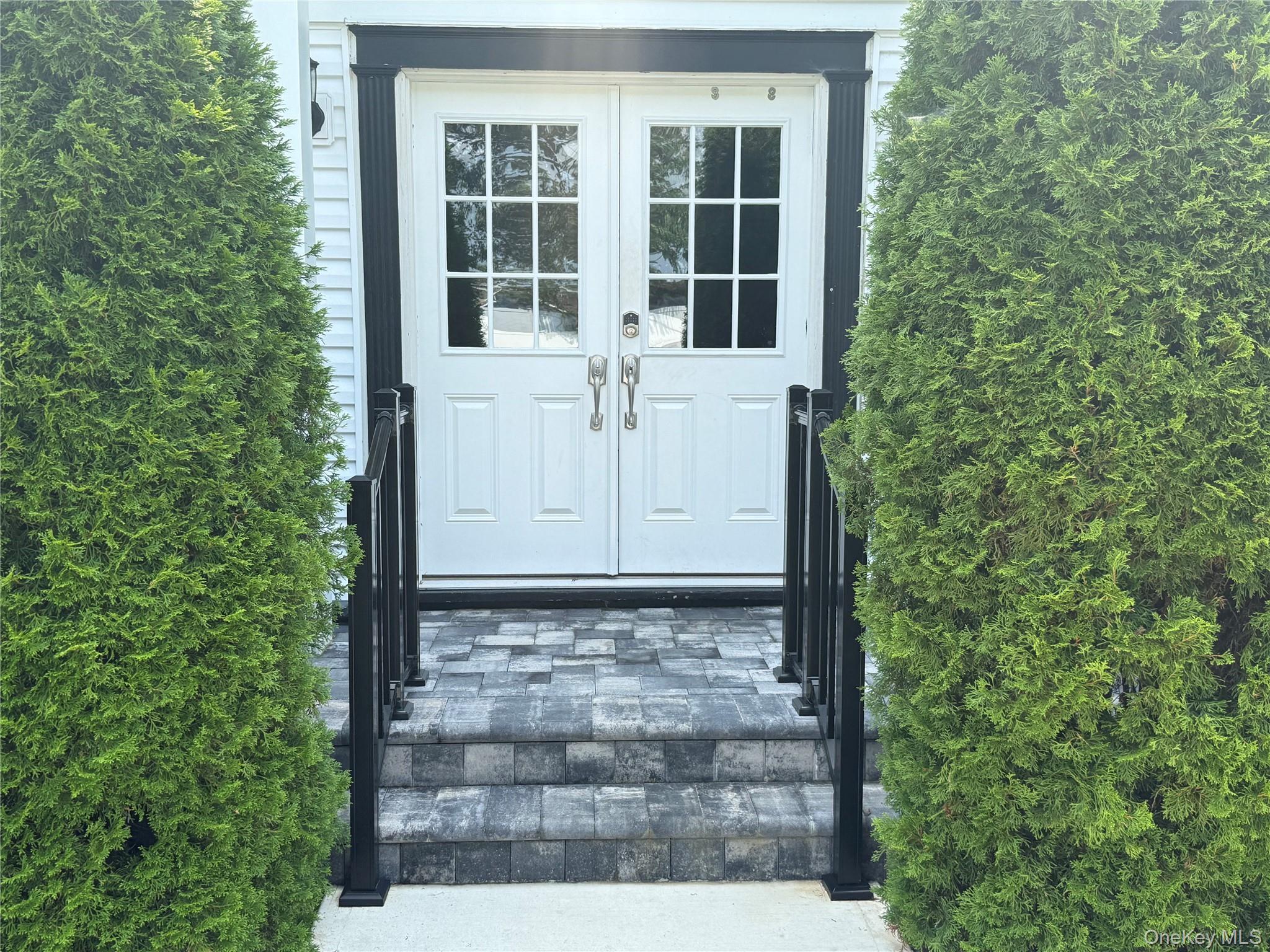 #3 photo, 260 Waverly Avenue, Patchogue , NY 11772