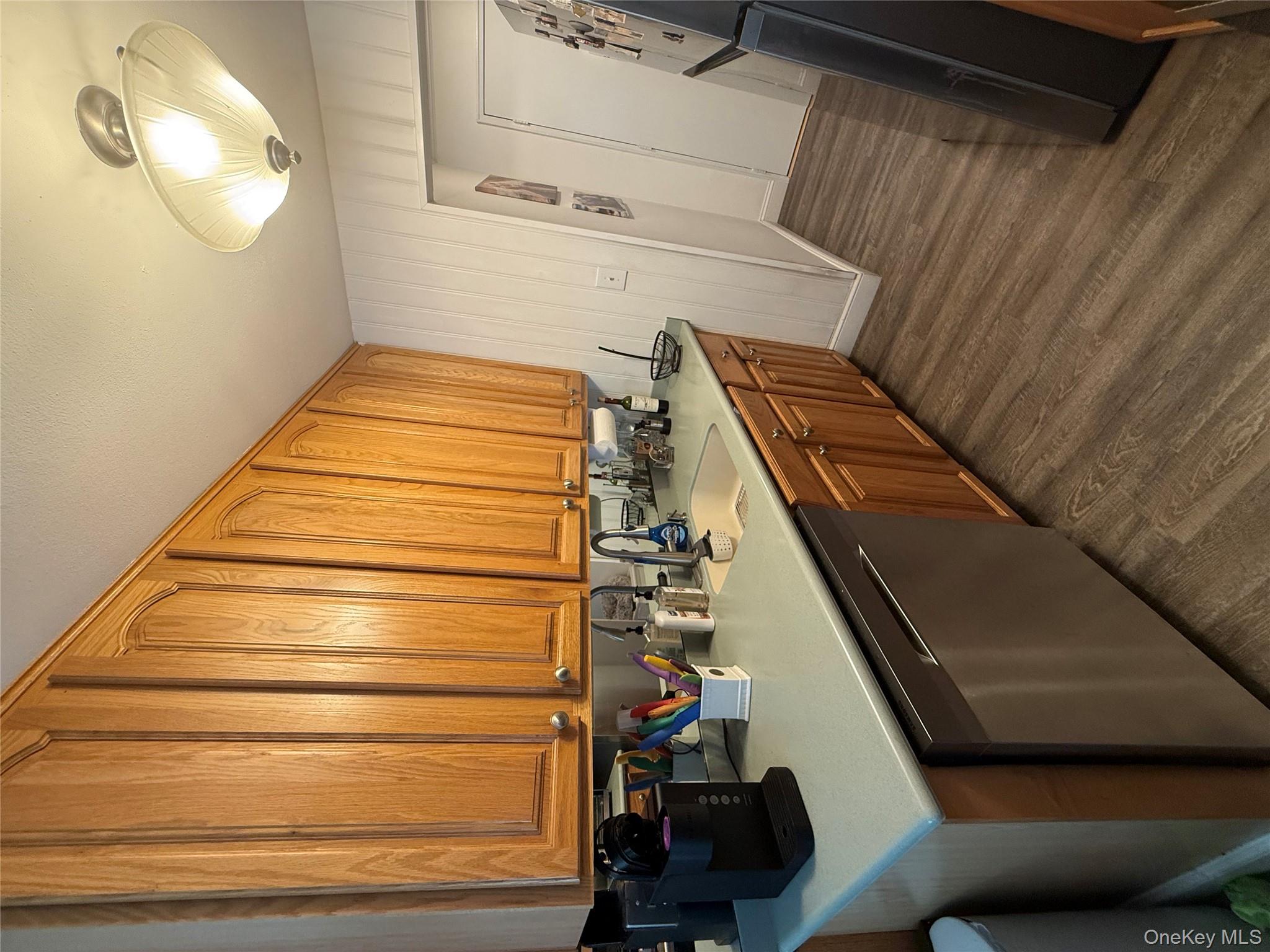 #7 photo, 260 Waverly Avenue, Patchogue , NY 11772