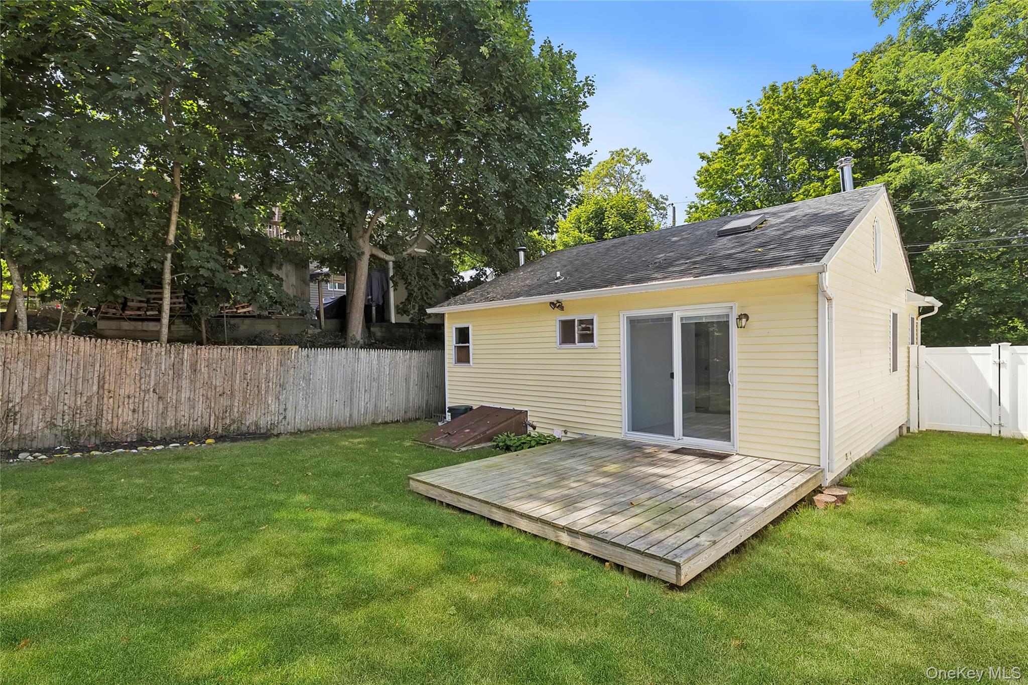 #13 photo, 8 Dogwood Road, サフォーク郡 Rocky Point , NY 11778