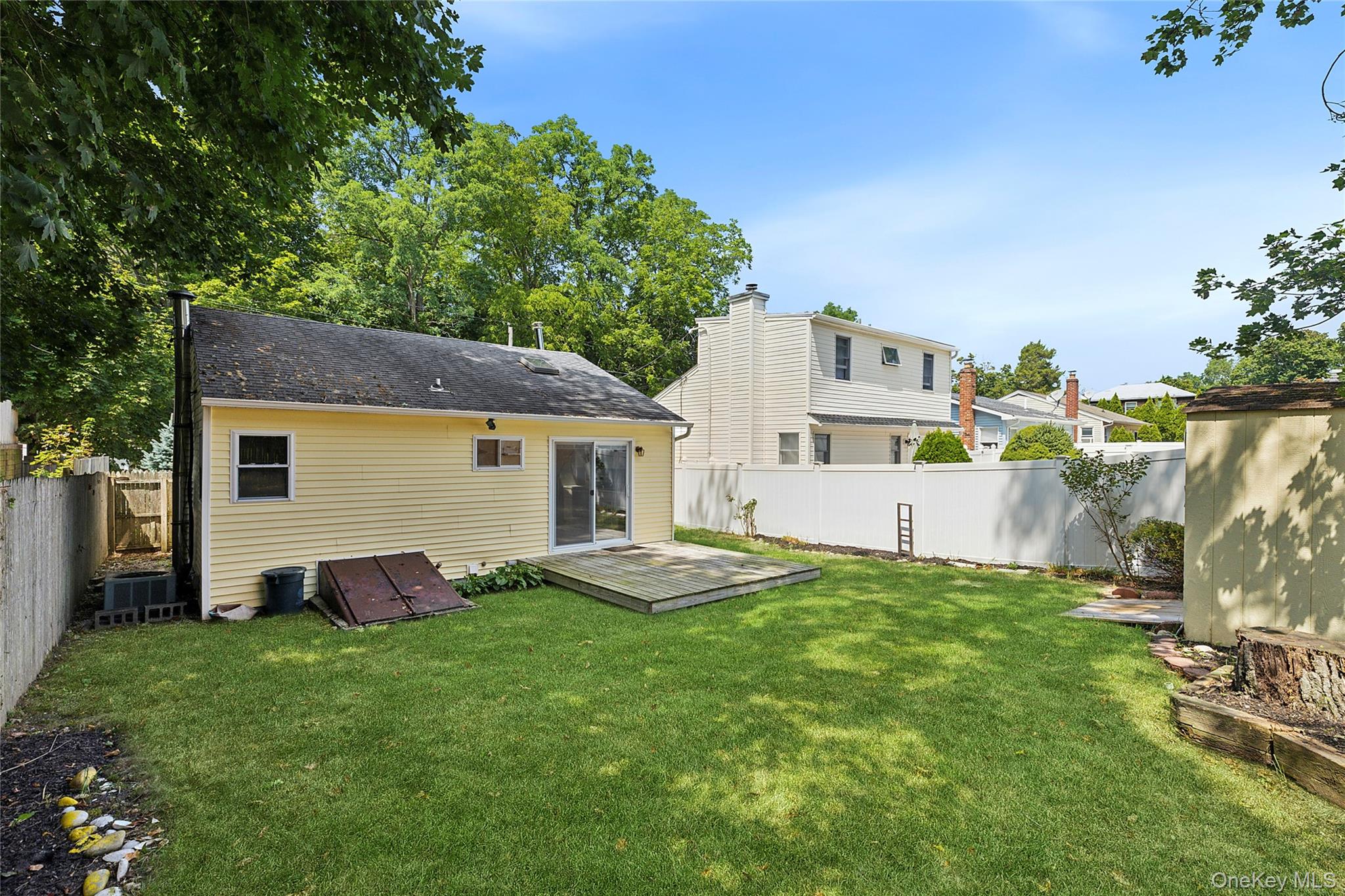 #14 photo, 8 Dogwood Road, サフォーク郡 Rocky Point , NY 11778