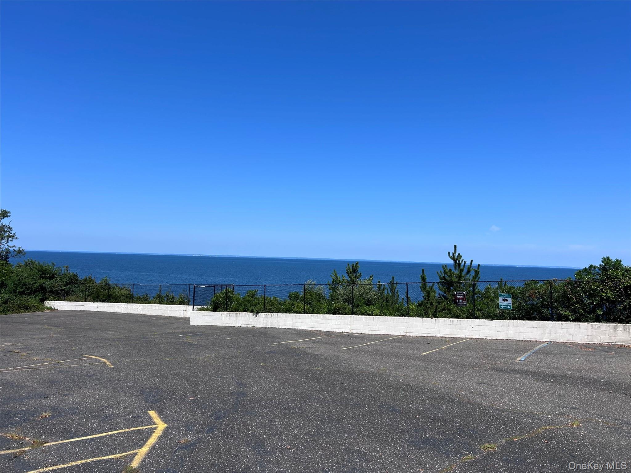 #16 photo, 8 Dogwood Road, サフォーク郡 Rocky Point , NY 11778