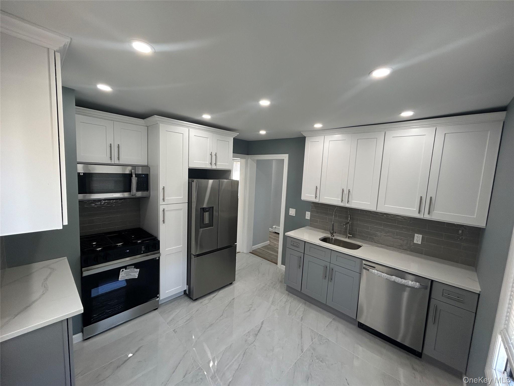 #1 photo, 1860 Grand Avenue, Baldwin , NY 11510